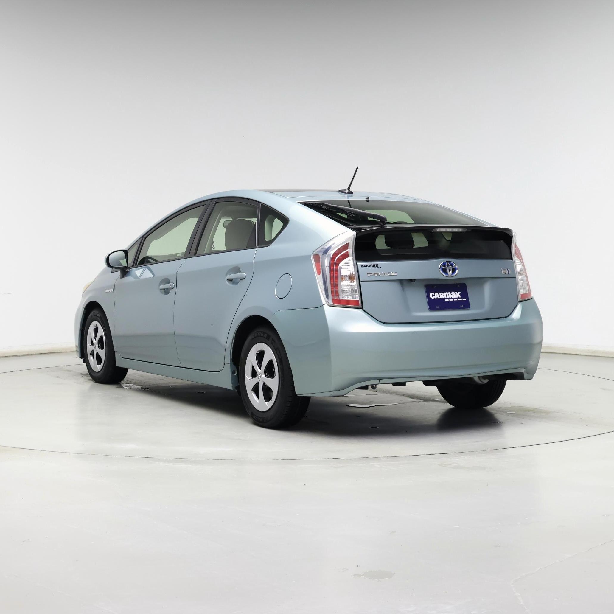 Thumbnail: 2014 Toyota Prius - 2