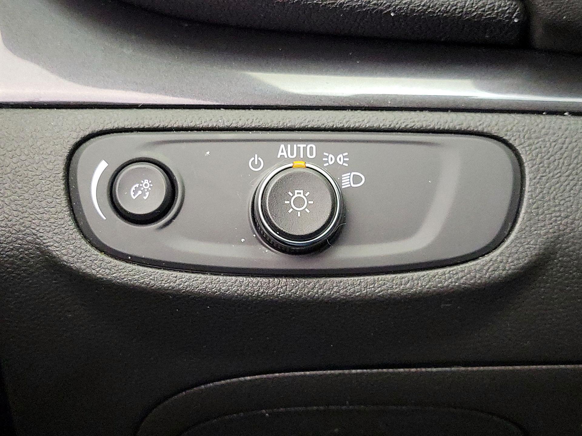 Thumbnail: 2022 Buick Encore - 13