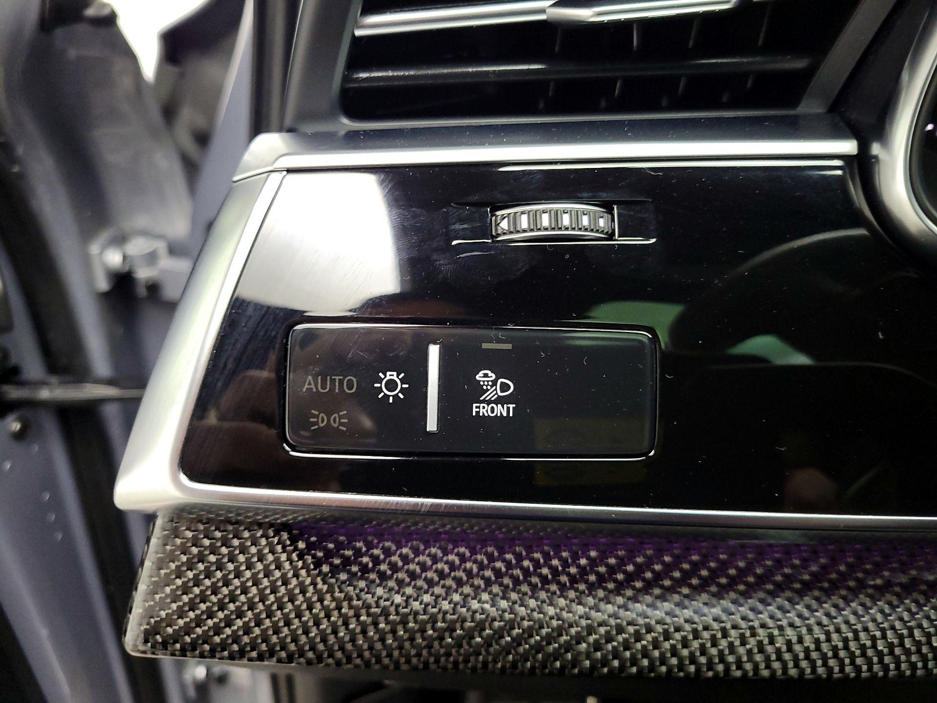 Thumbnail: 2021 Audi SQ7 - 13