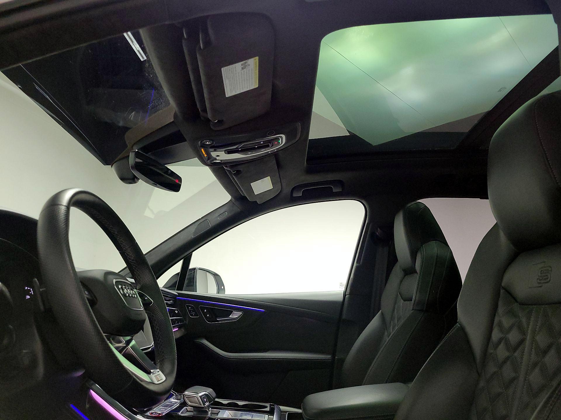 Thumbnail: 2021 Audi SQ7 - 20