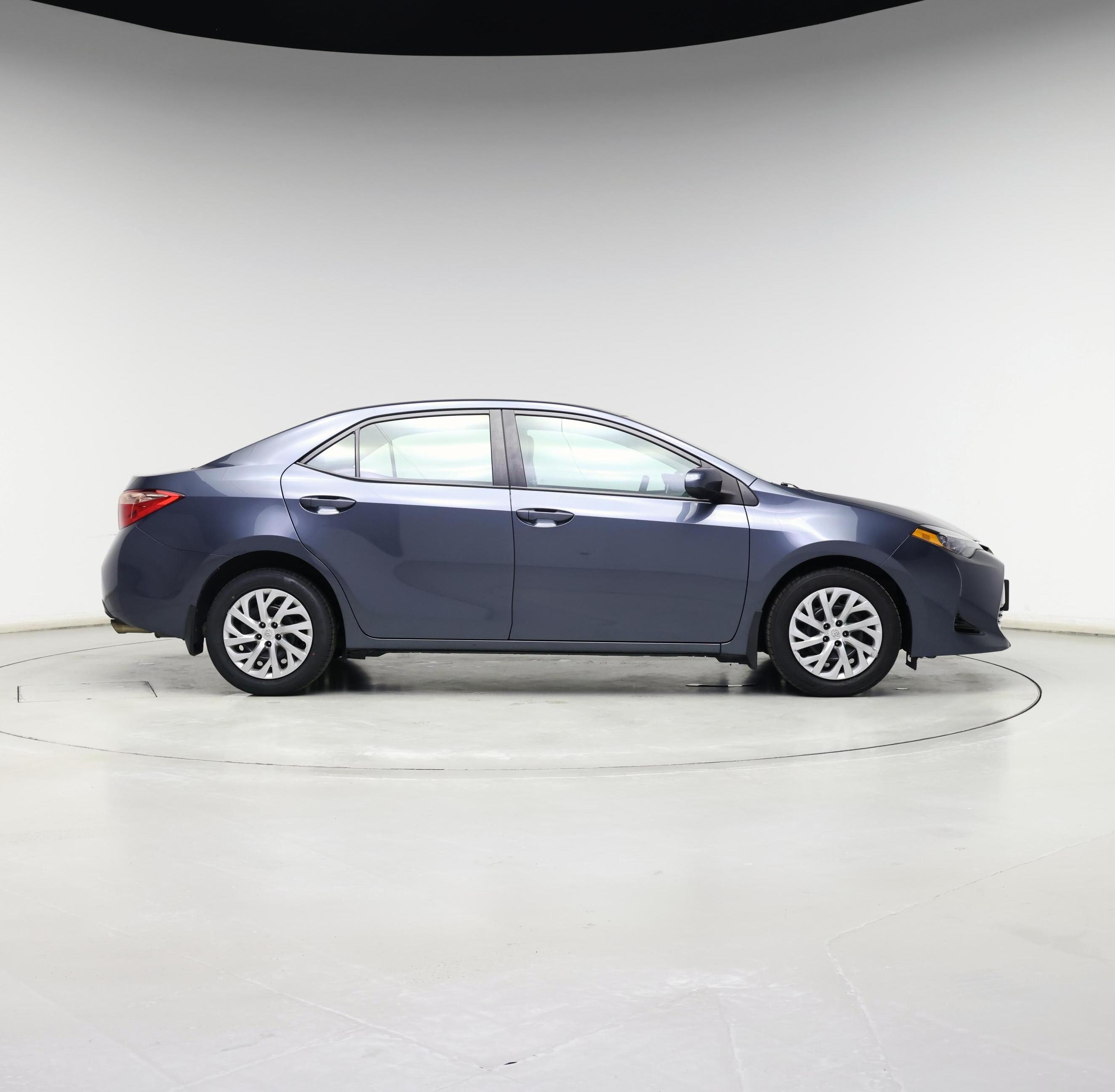 Thumbnail: 2017 Toyota Corolla - 7