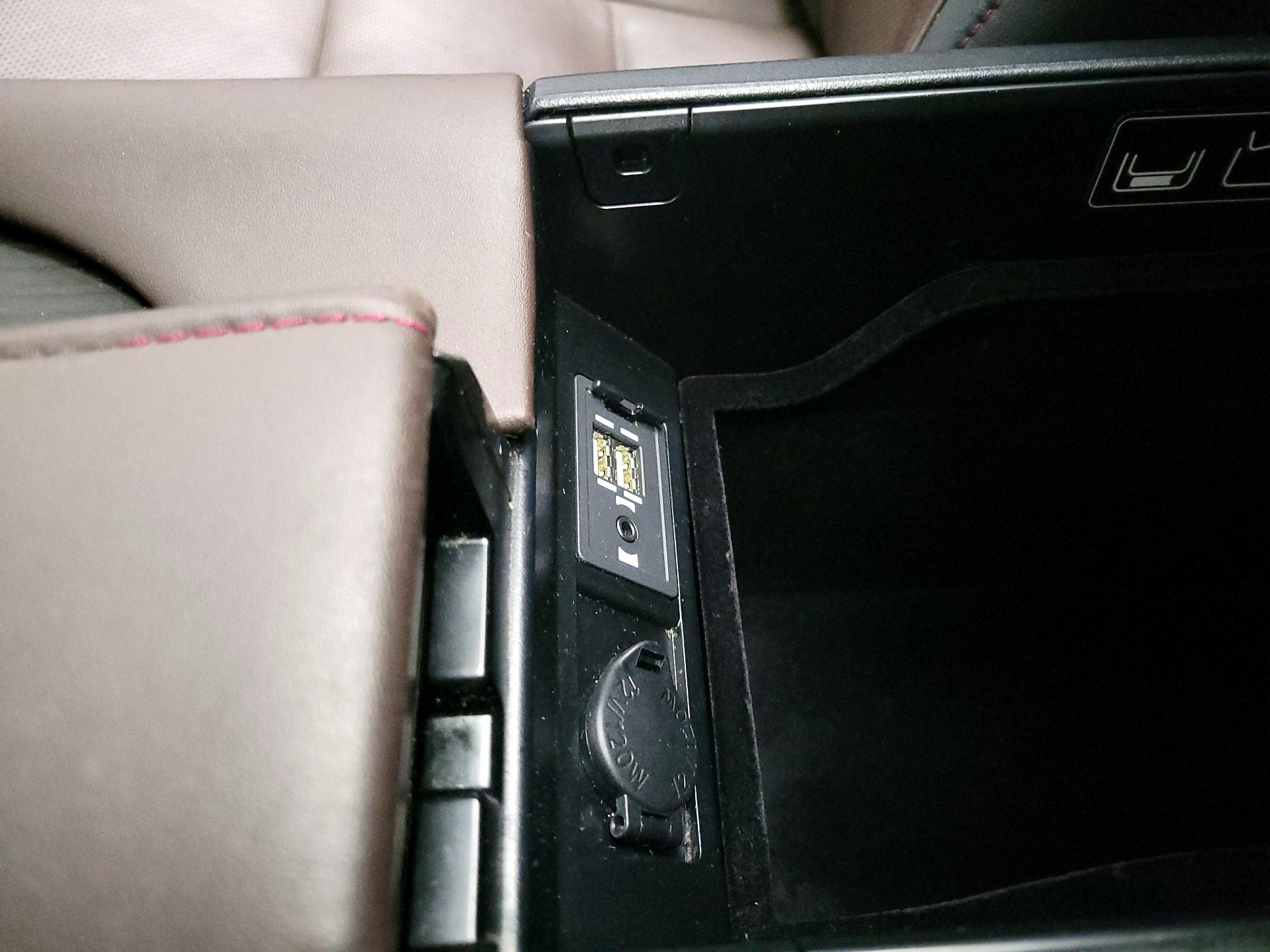 Thumbnail: 2016 Lexus RX - 18