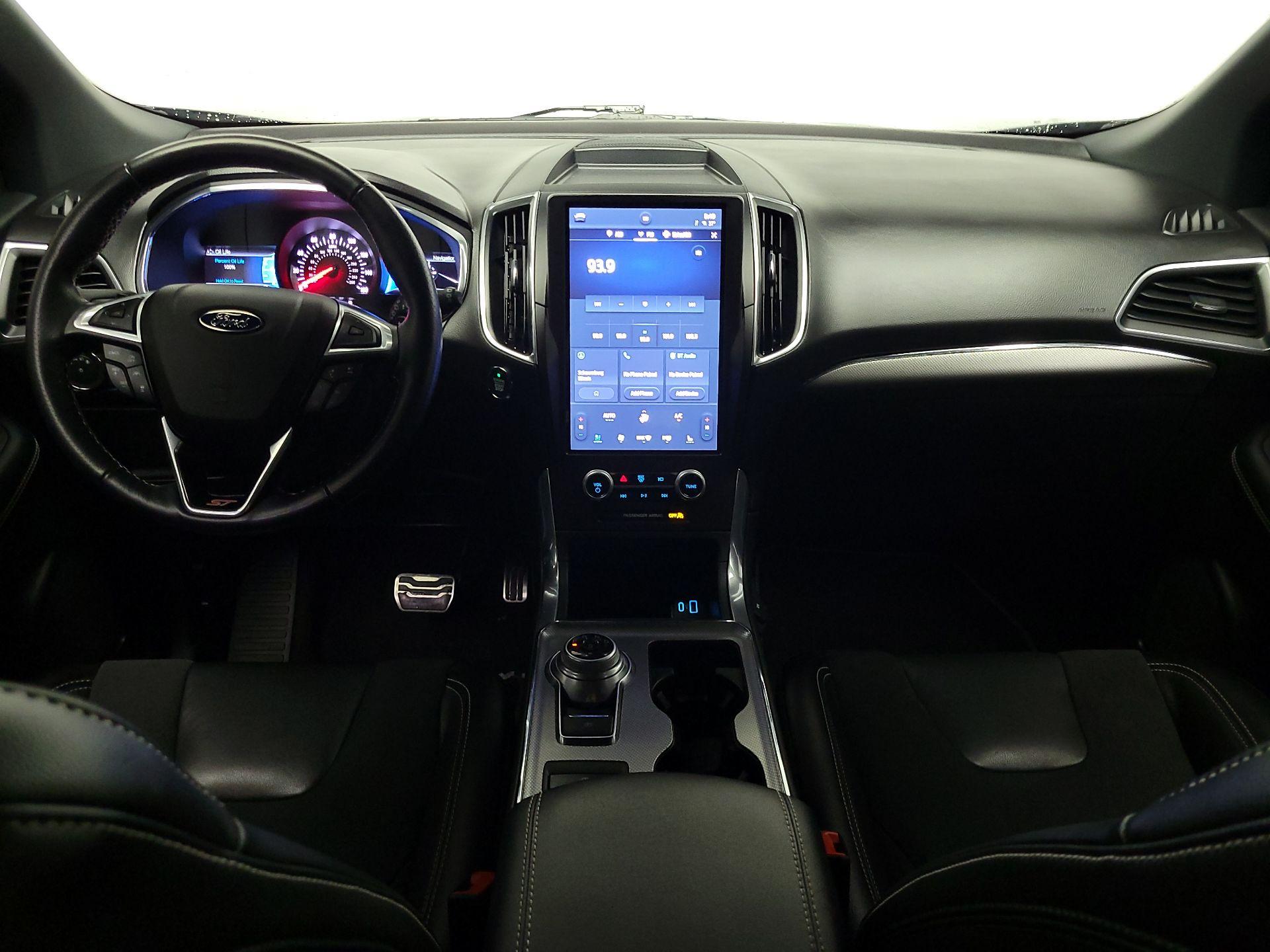 Thumbnail: 2021 Ford Edge - 9