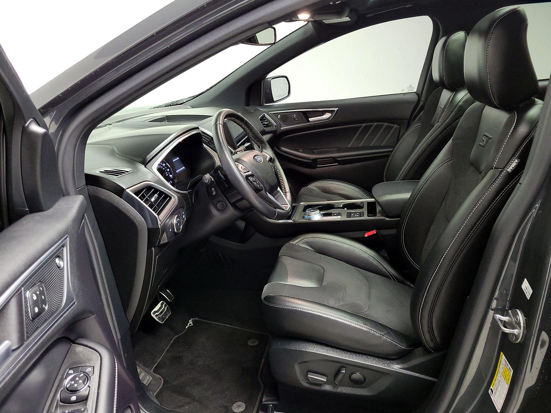 Thumbnail: 2021 Ford Edge - 11