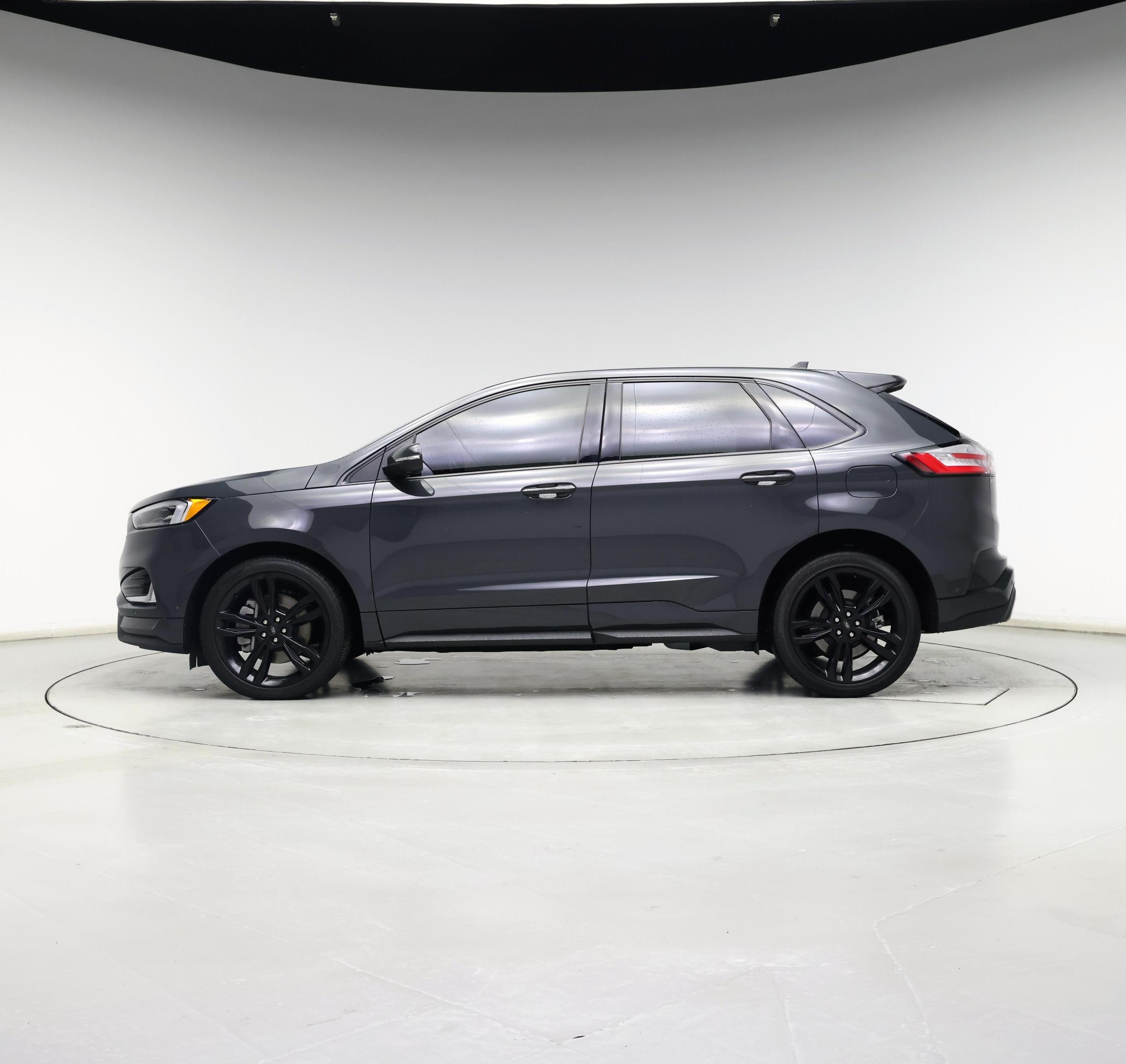 Thumbnail: 2021 Ford Edge - 3