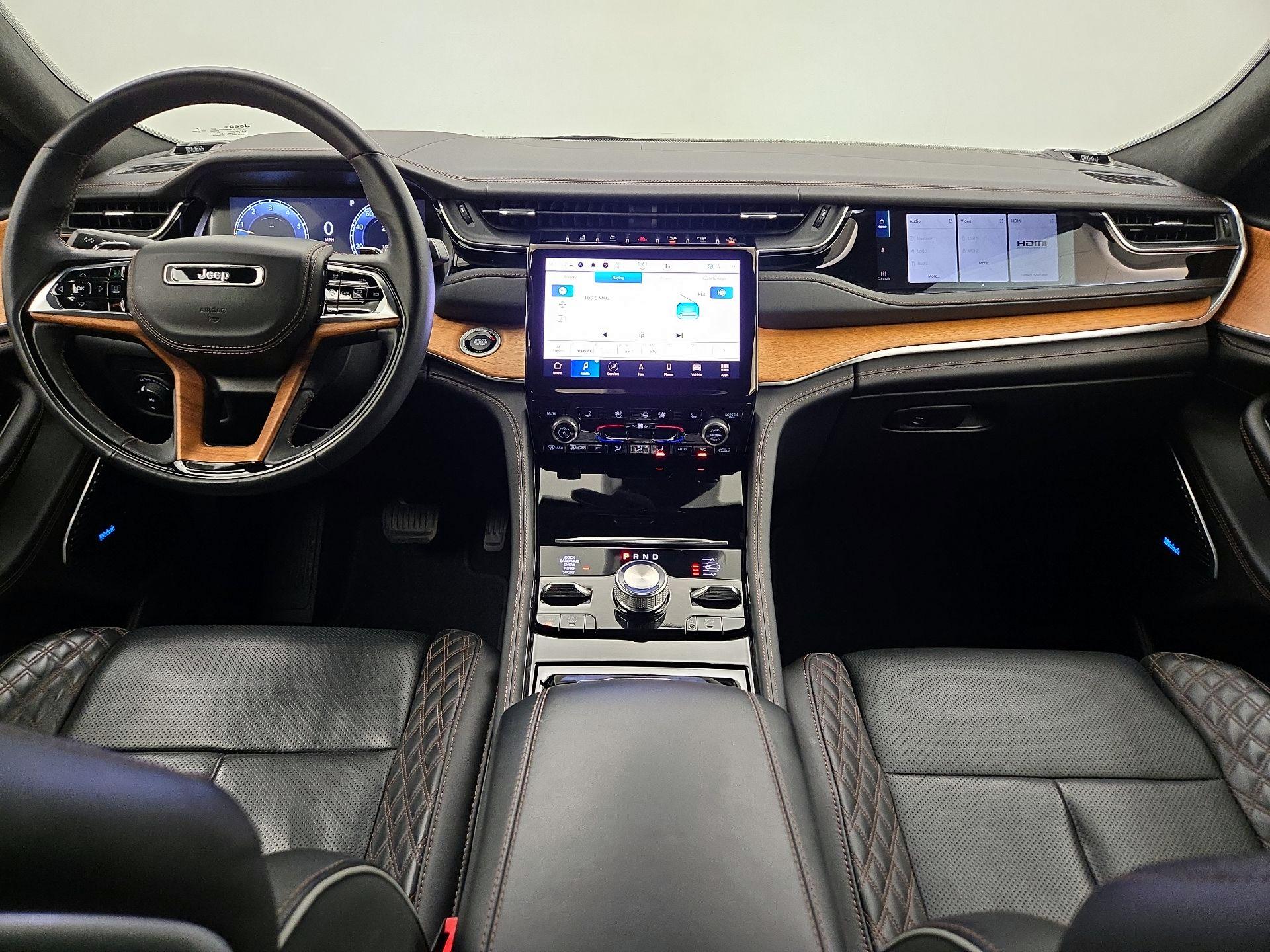 Thumbnail: 2022 Jeep Grand Cherokee - 9