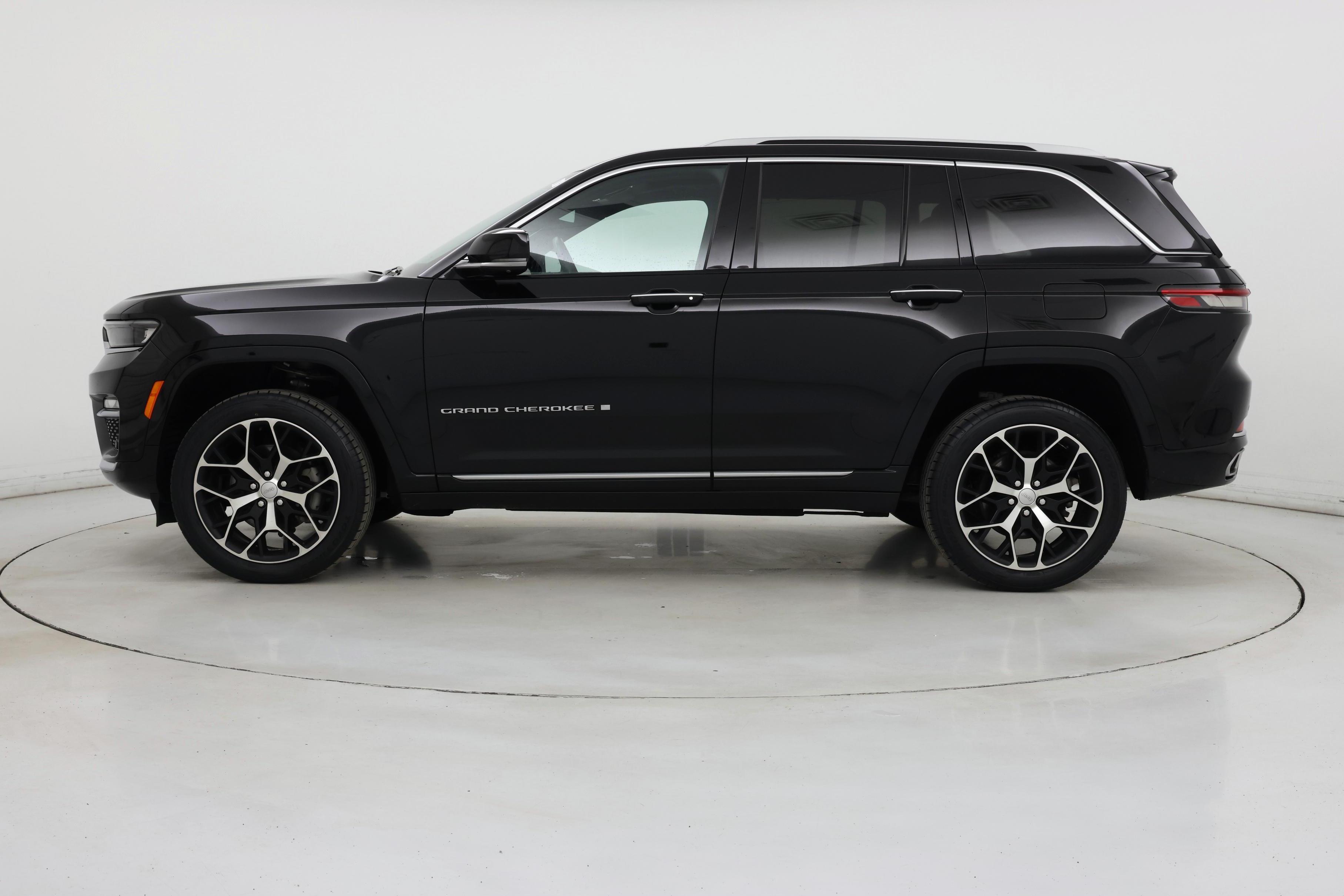 Thumbnail: 2022 Jeep Grand Cherokee - 3