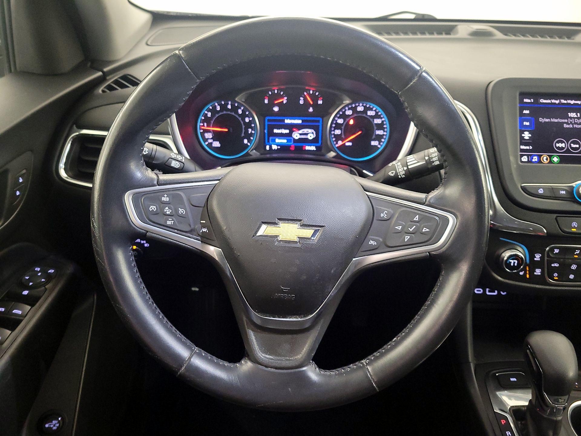 Thumbnail: 2022 Chevrolet Equinox - 10