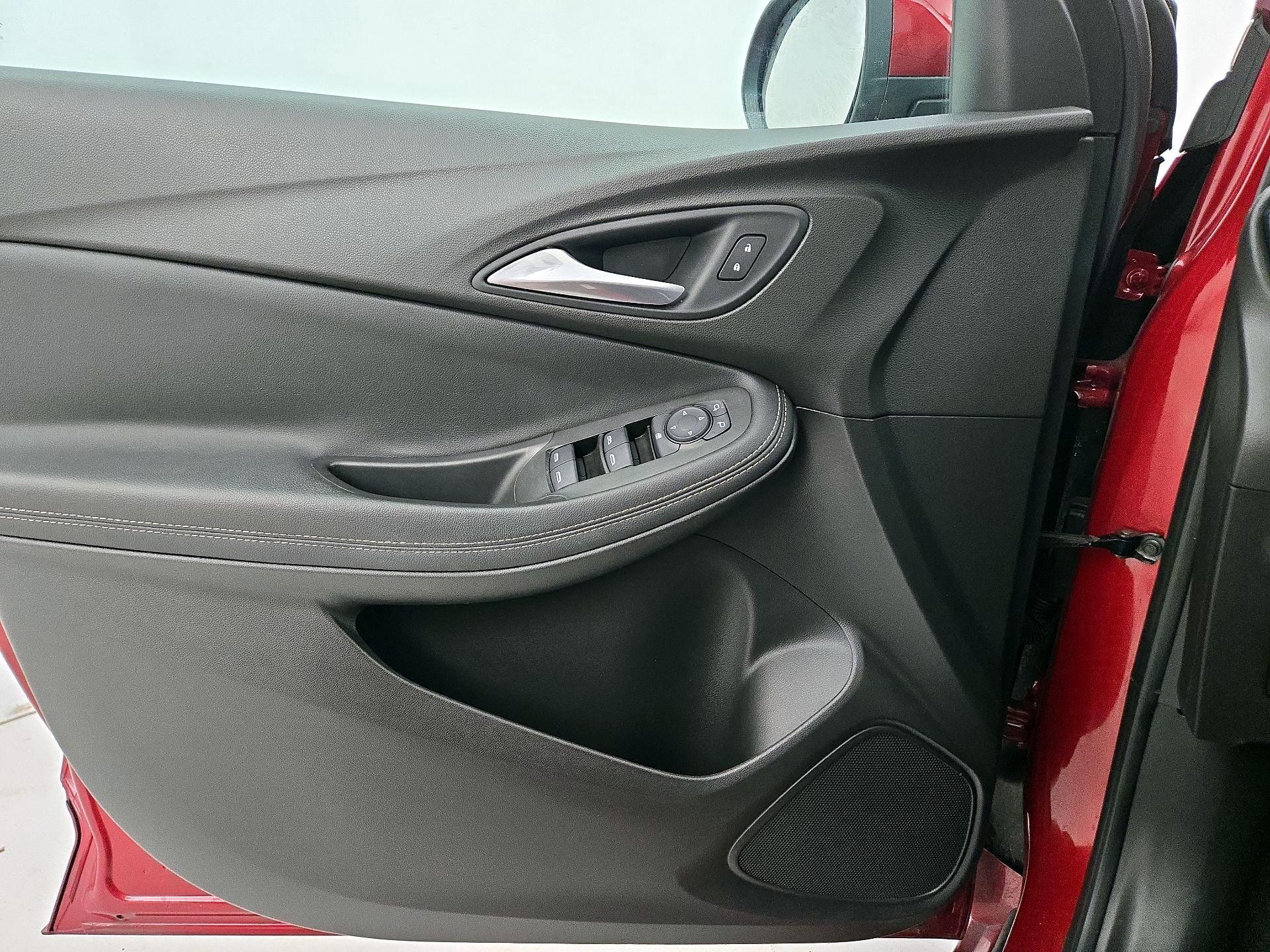 Thumbnail: 2021 Buick Encore GX - 12