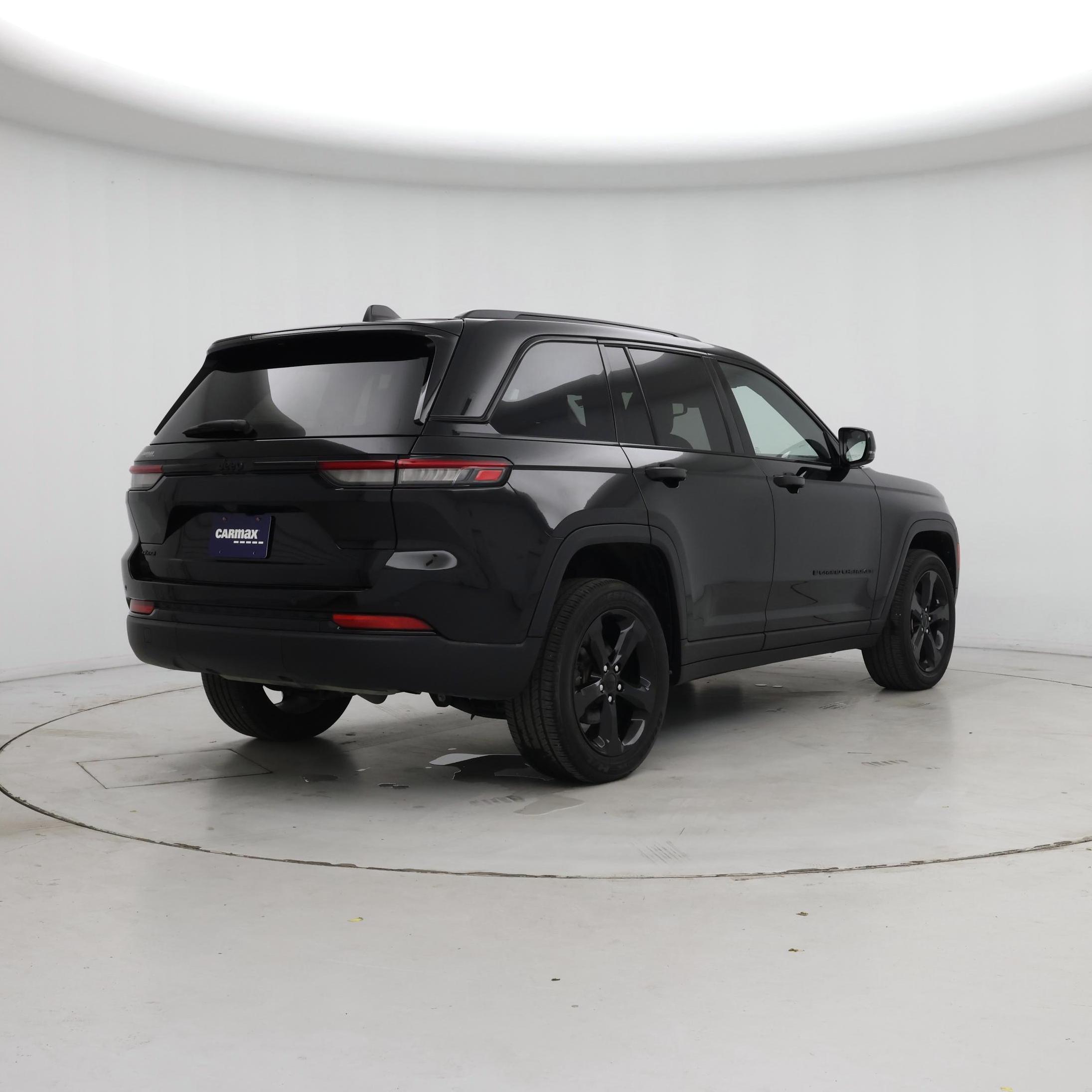 Thumbnail: 2023 Jeep Grand Cherokee - 8