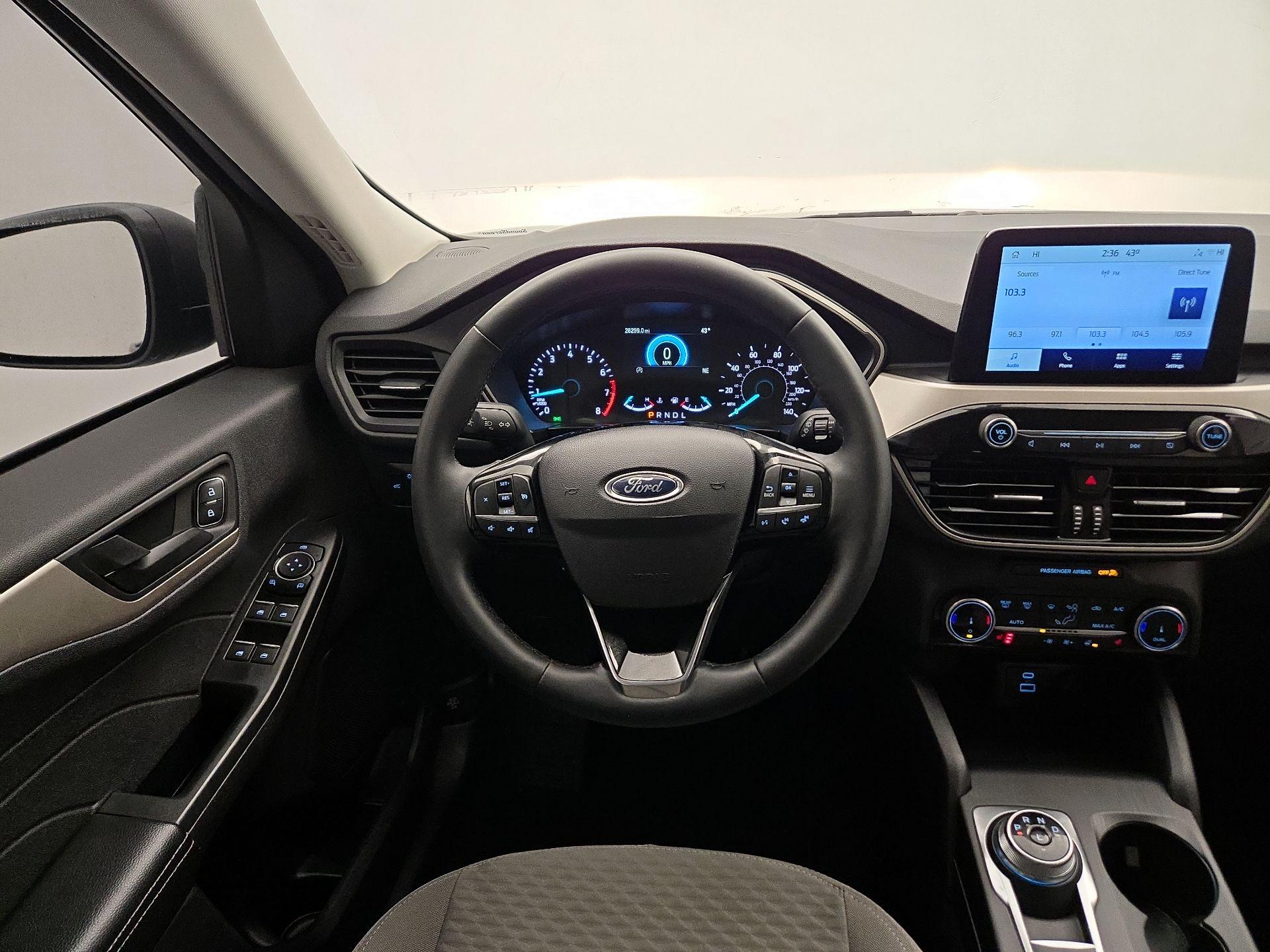 Thumbnail: 2022 Ford Escape - 10