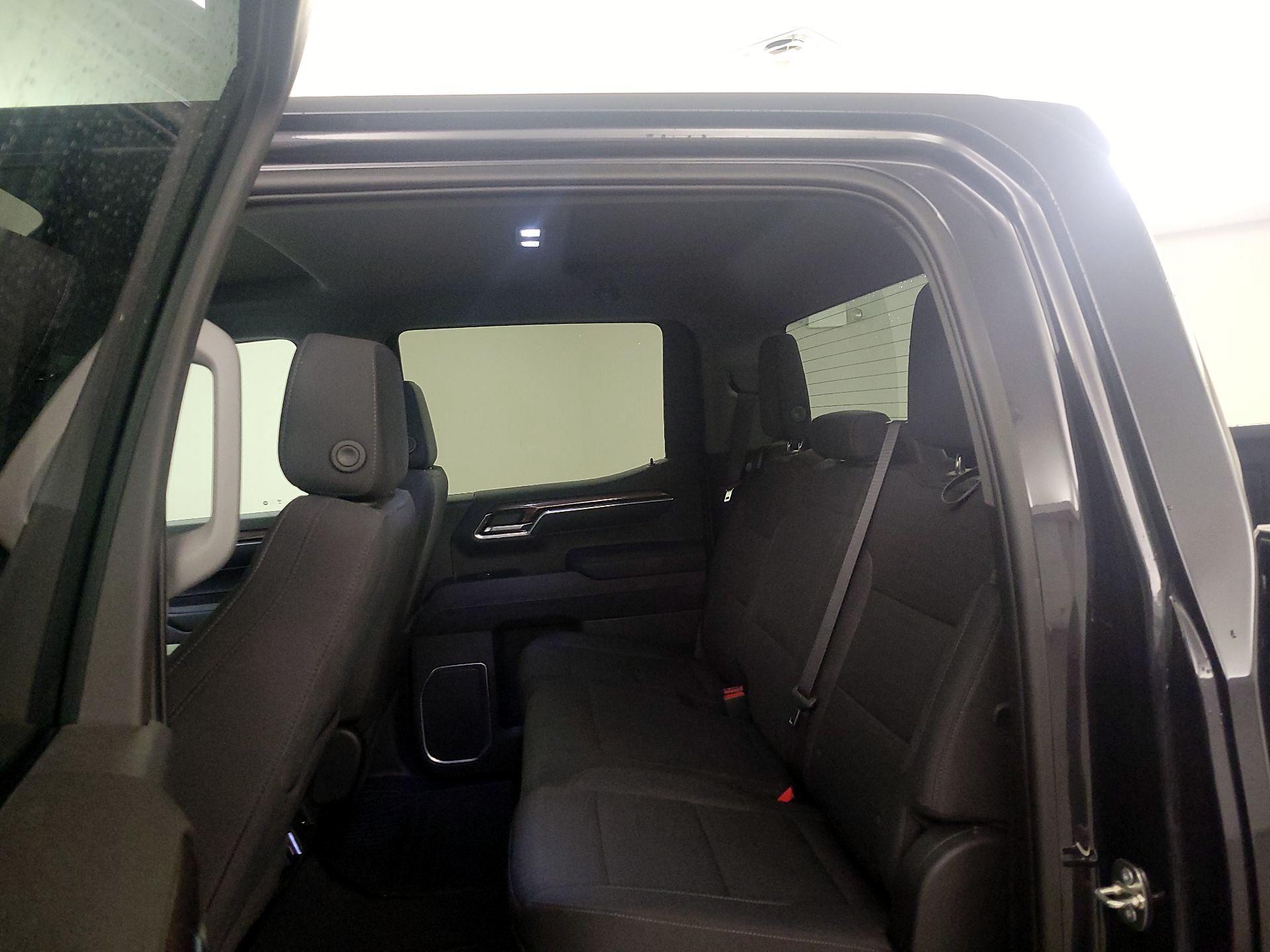 Thumbnail: 2023 Chevrolet Silverado 1500 - 19