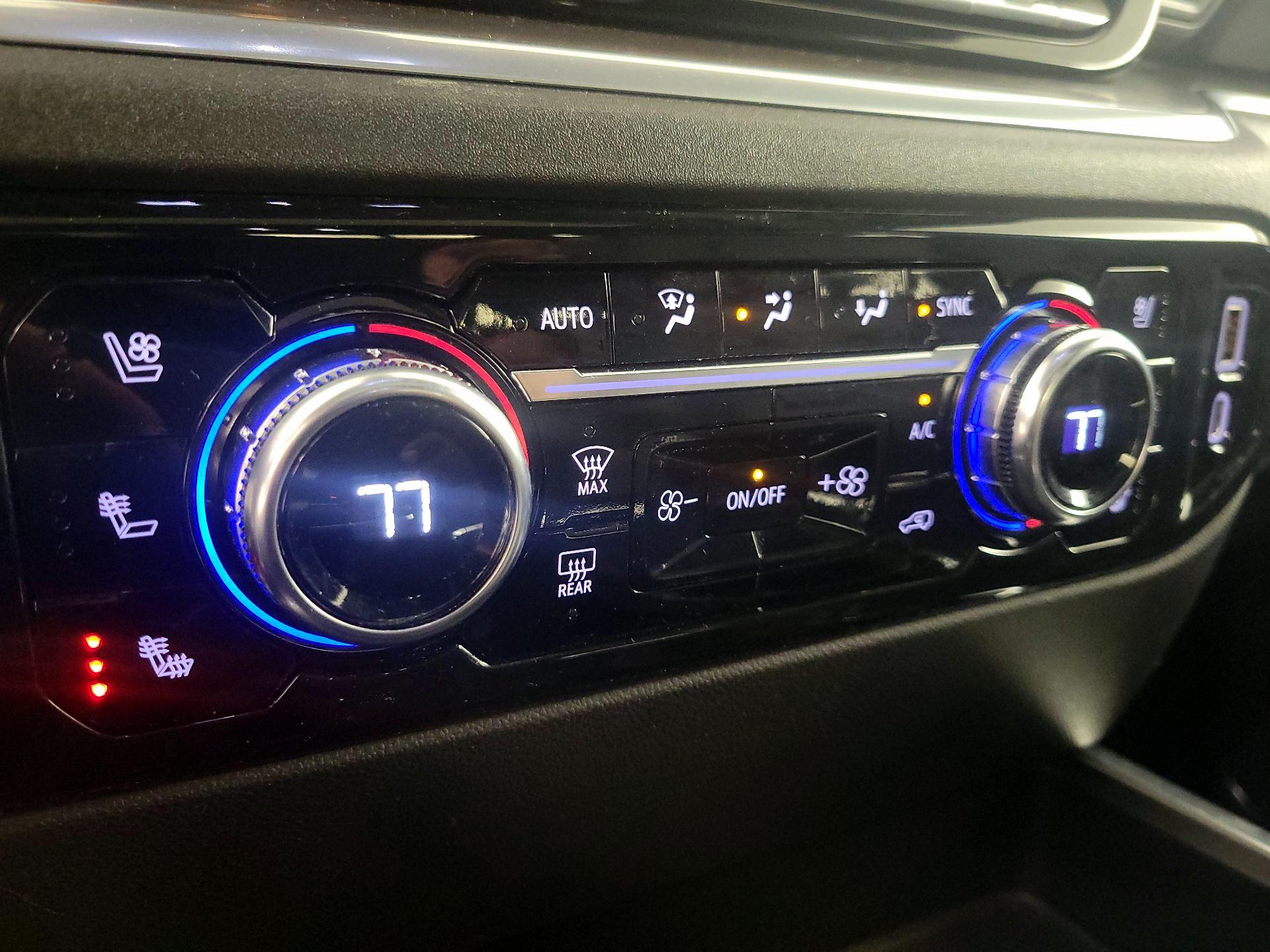 Thumbnail: 2022 GMC Sierra 1500 - 16