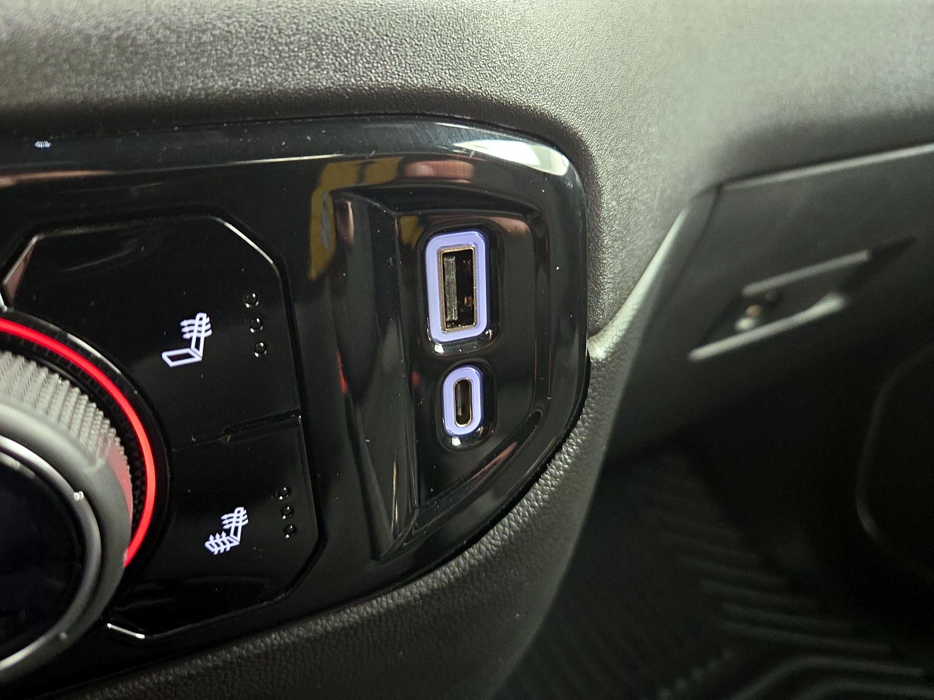 Thumbnail: 2022 Chevrolet Silverado 1500 - 18