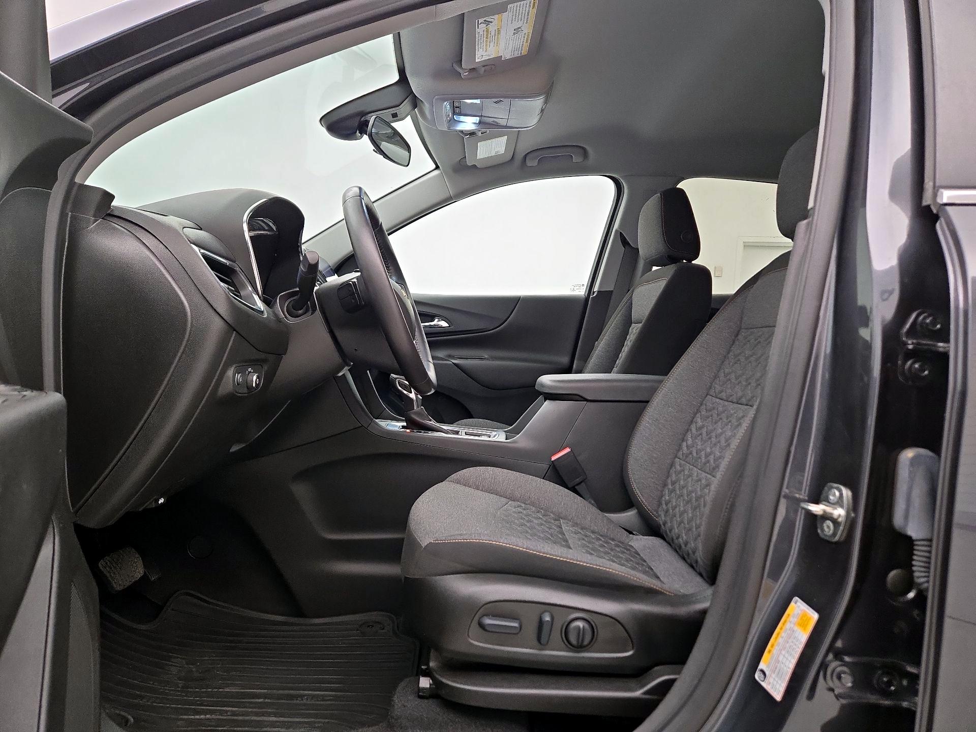 Thumbnail: 2022 Chevrolet Equinox - 11