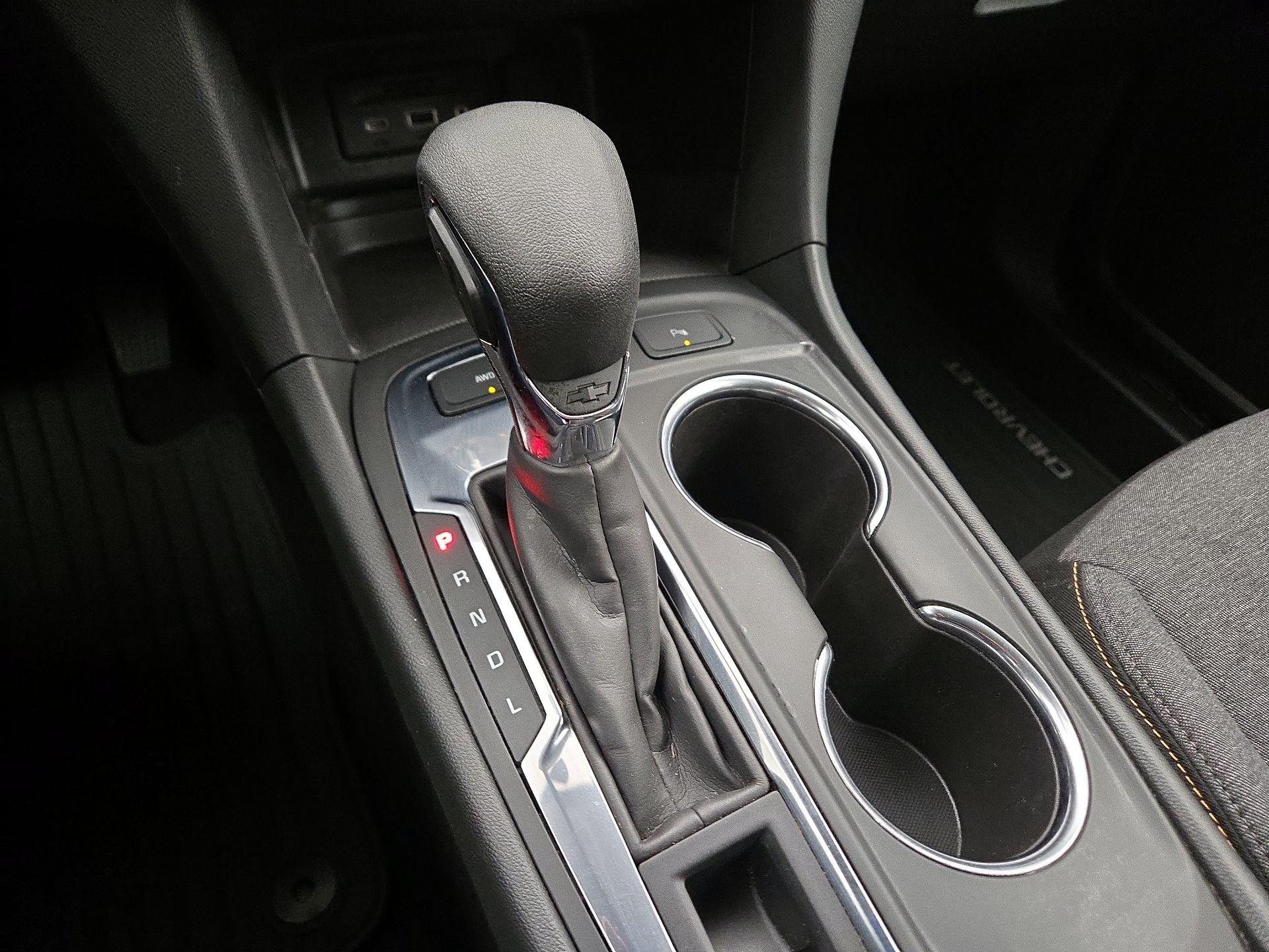 Thumbnail: 2022 Chevrolet Equinox - 18