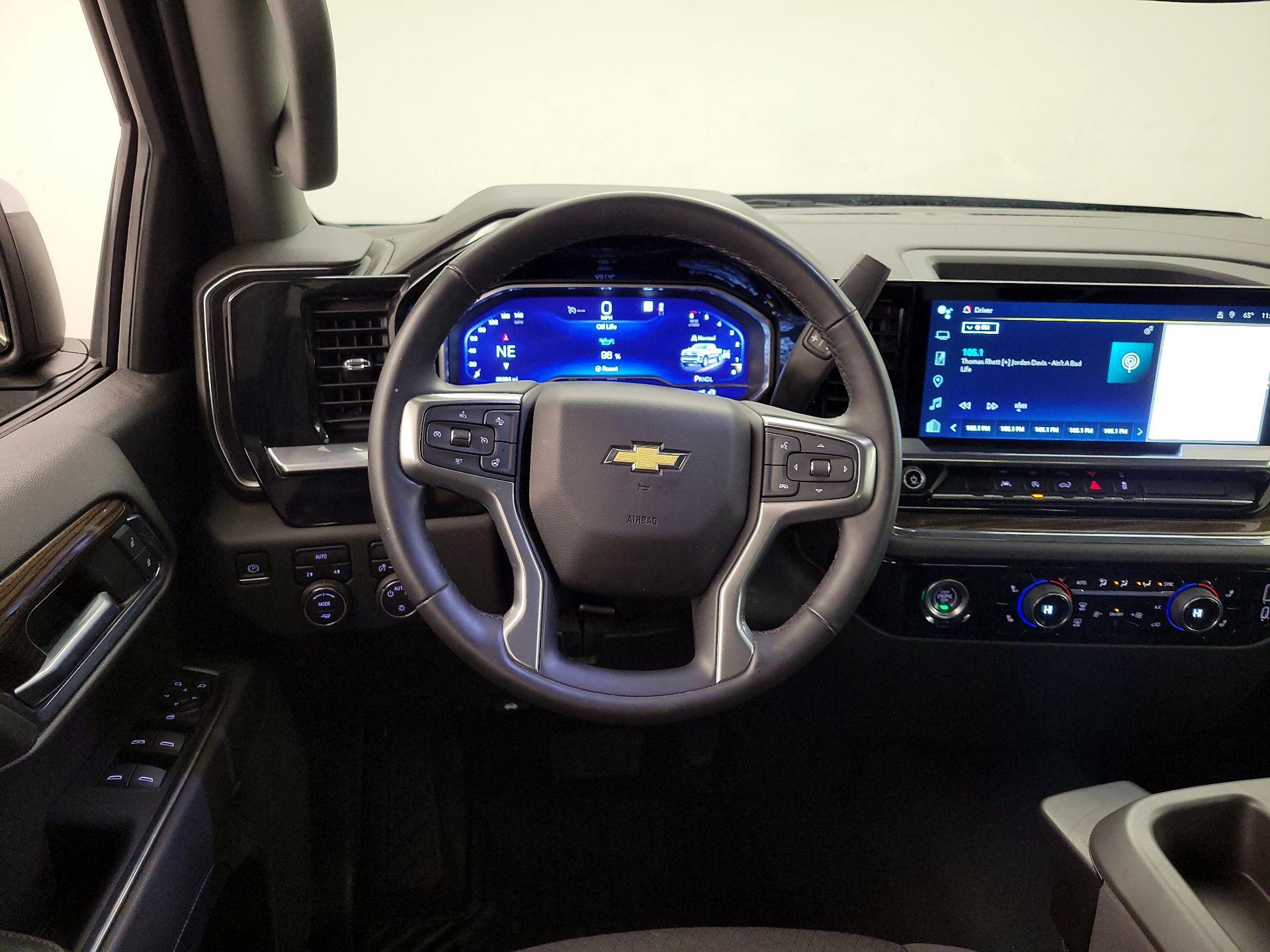 Thumbnail: 2023 Chevrolet Silverado 1500 - 10