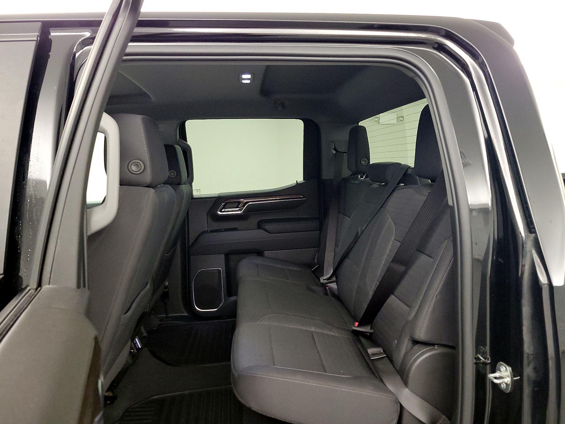 Thumbnail: 2023 Chevrolet Silverado 1500 - 19