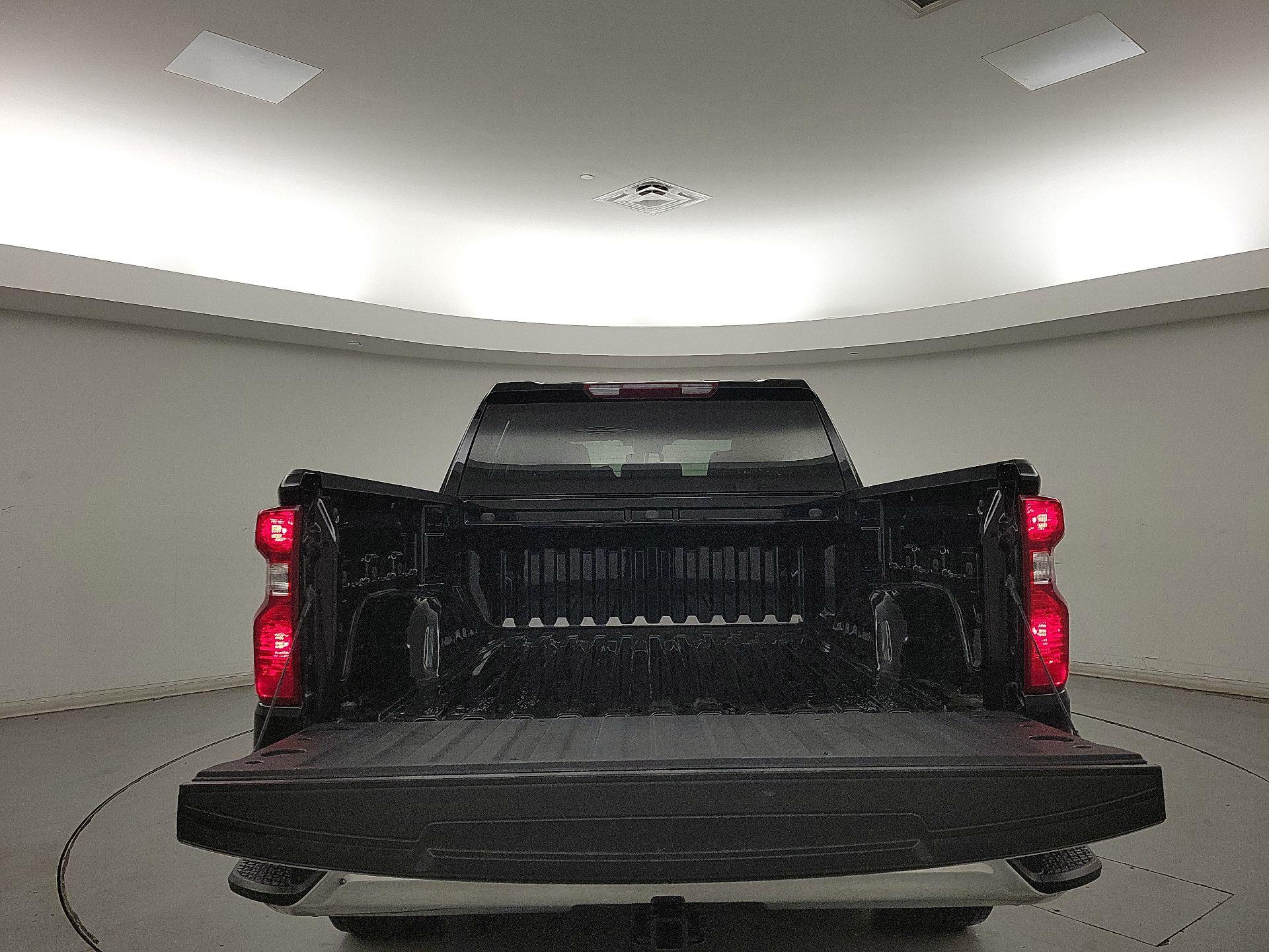 Thumbnail: 2023 Chevrolet Silverado 1500 - 20