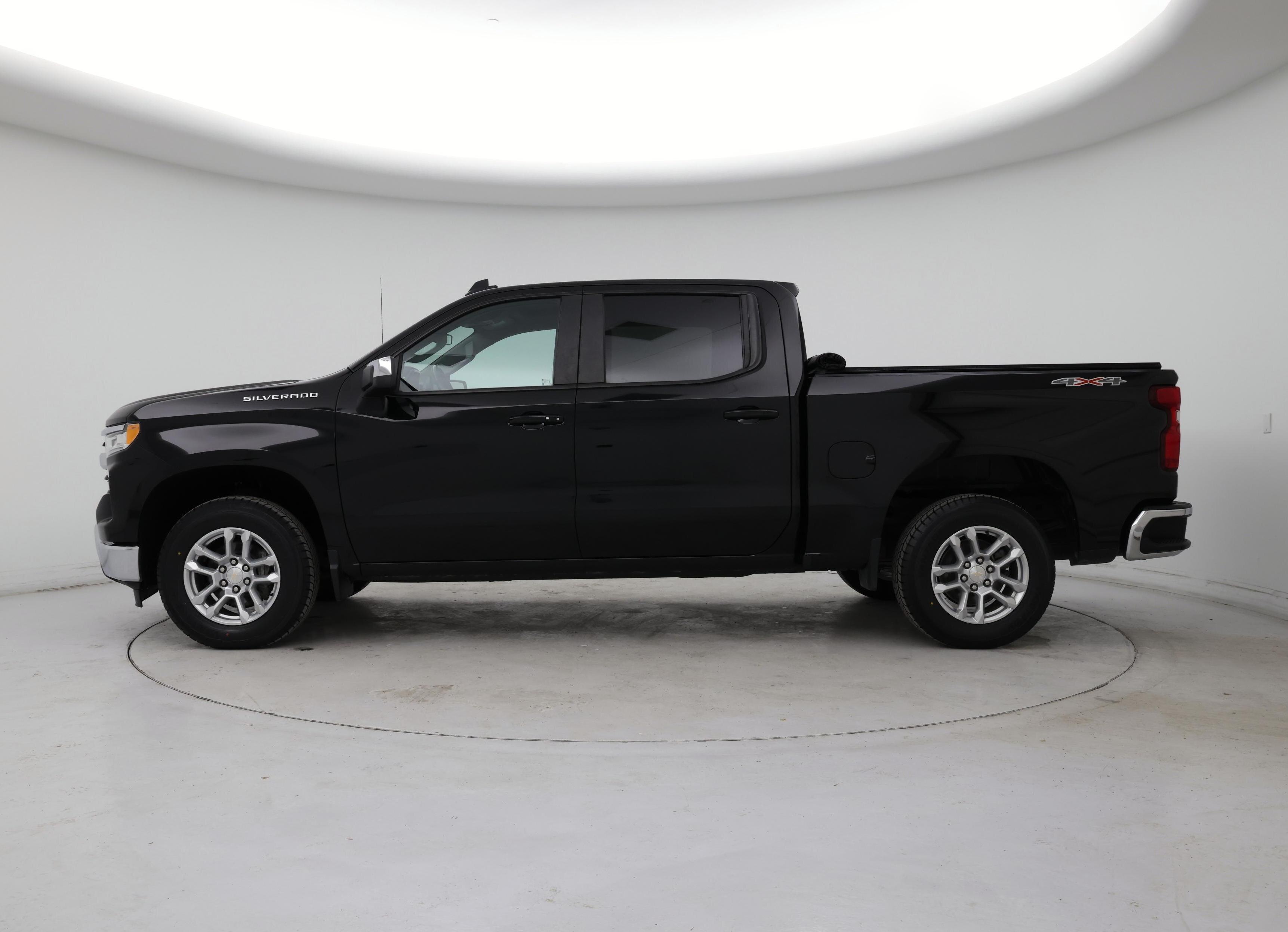 Thumbnail: 2022 Chevrolet Silverado 1500 - 3