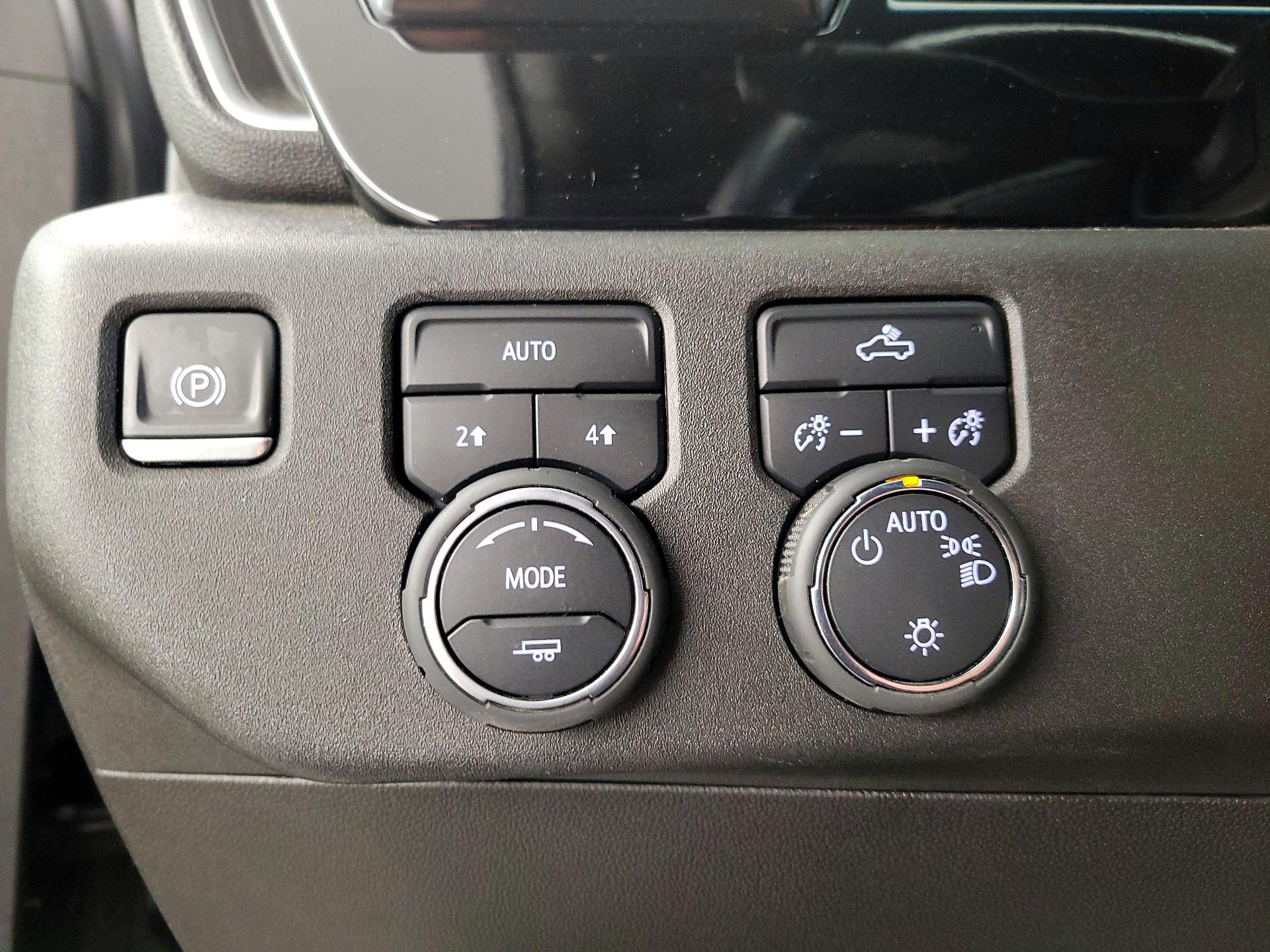 Thumbnail: 2023 Chevrolet Silverado 1500 - 13