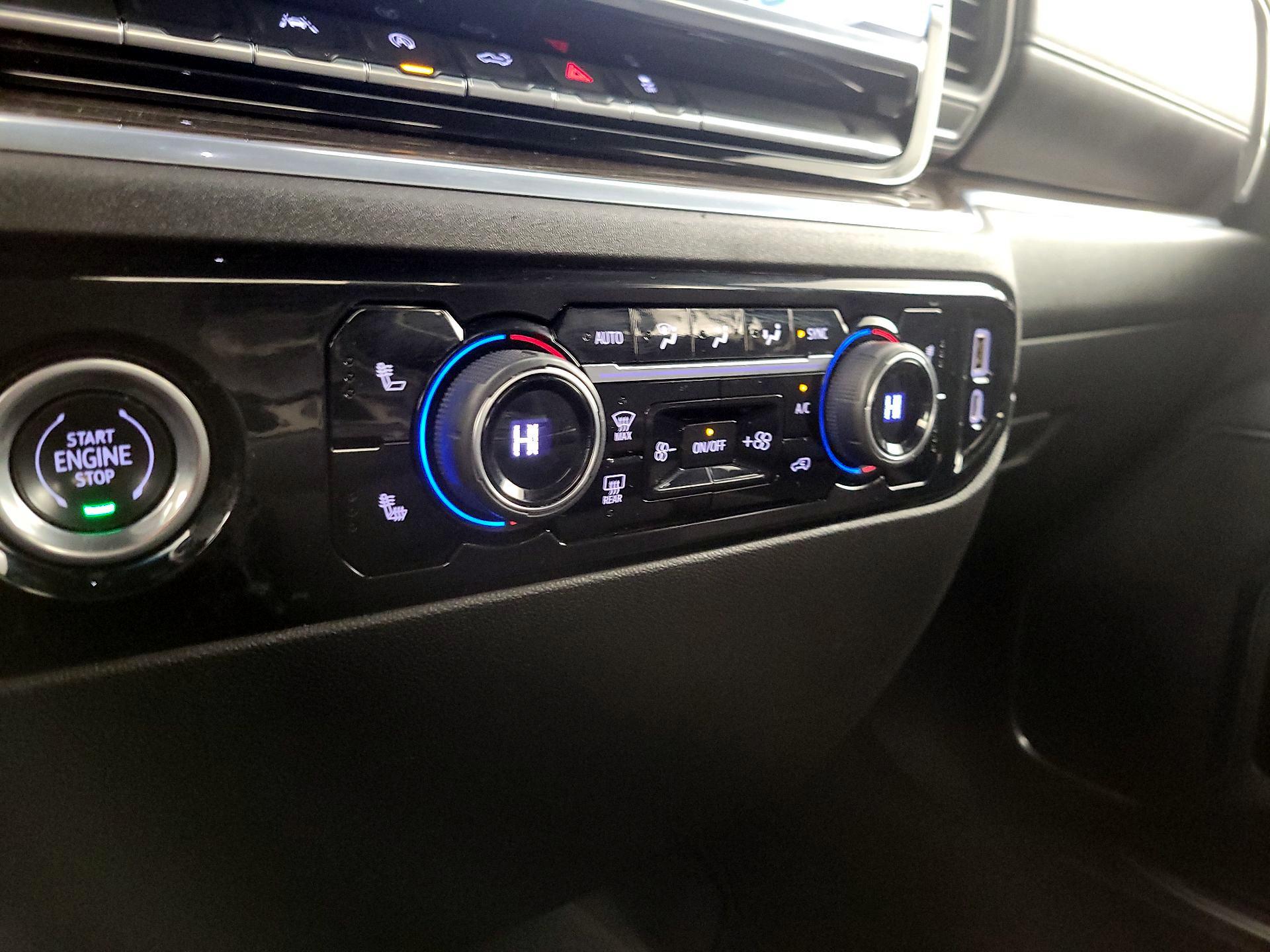 Thumbnail: 2023 Chevrolet Silverado 1500 - 17