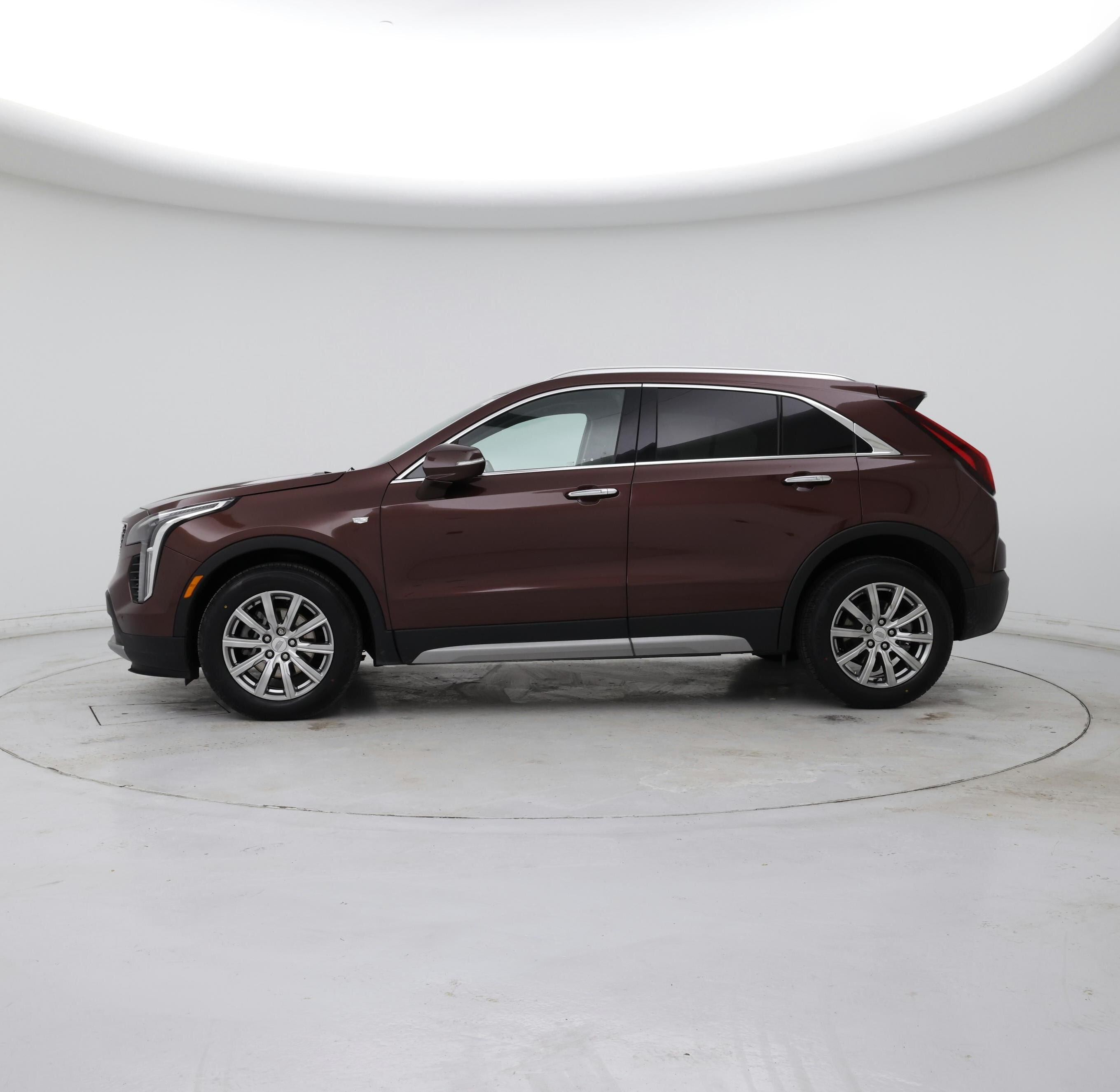 Thumbnail: 2023 Cadillac XT4 - 3