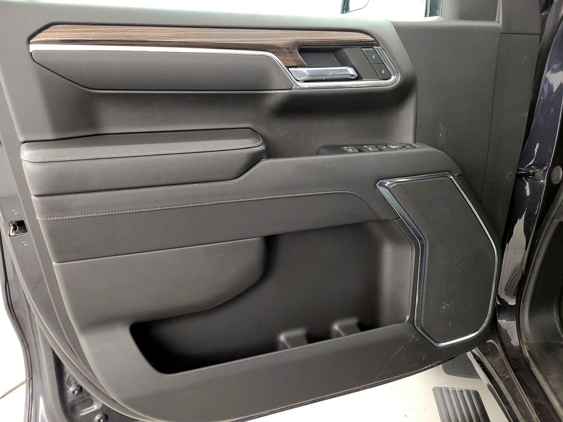 Thumbnail: 2023 Chevrolet Silverado 1500 - 12