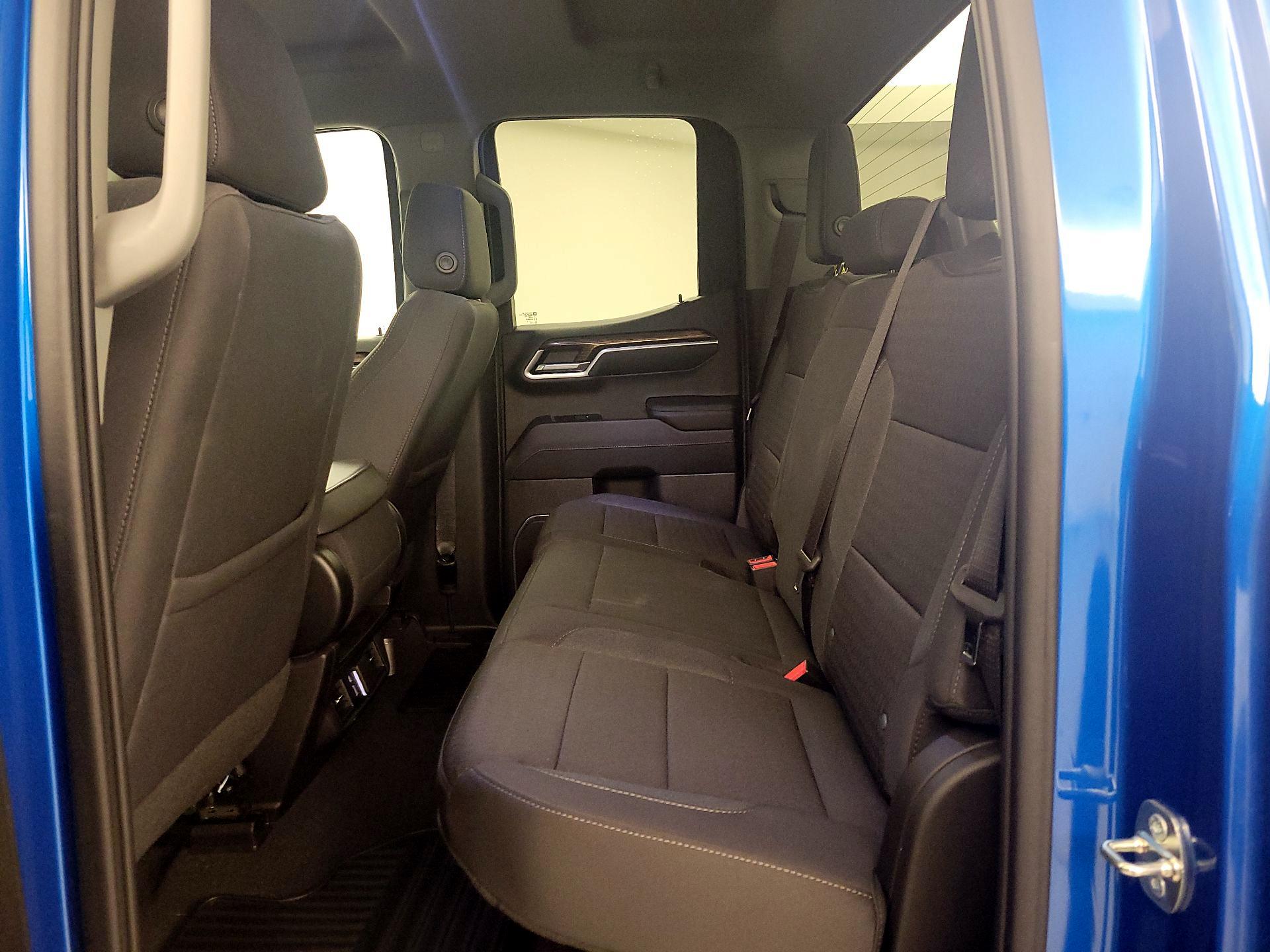 Thumbnail: 2023 GMC Sierra 1500 - 19