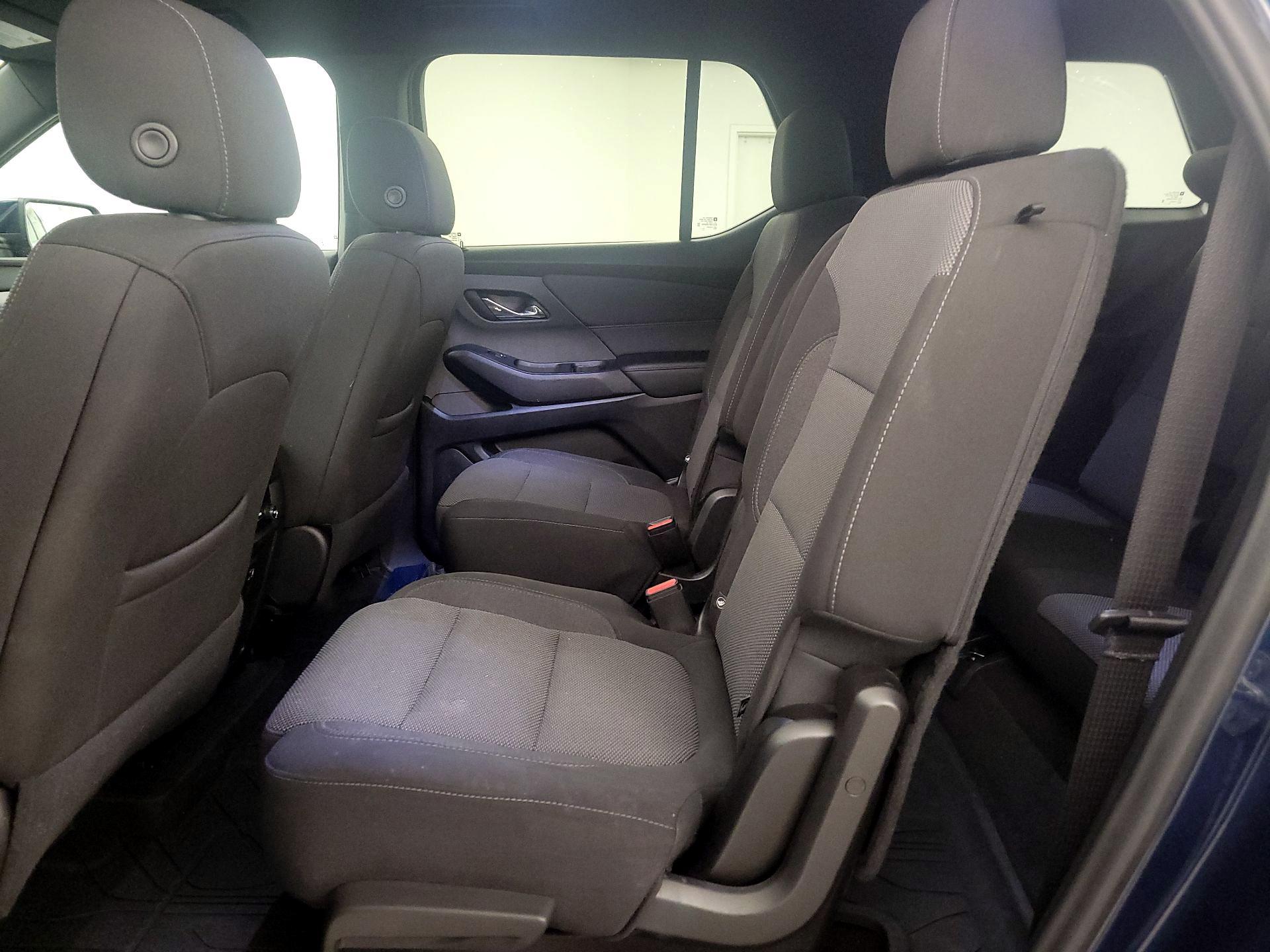 Thumbnail: 2023 Chevrolet Traverse - 19