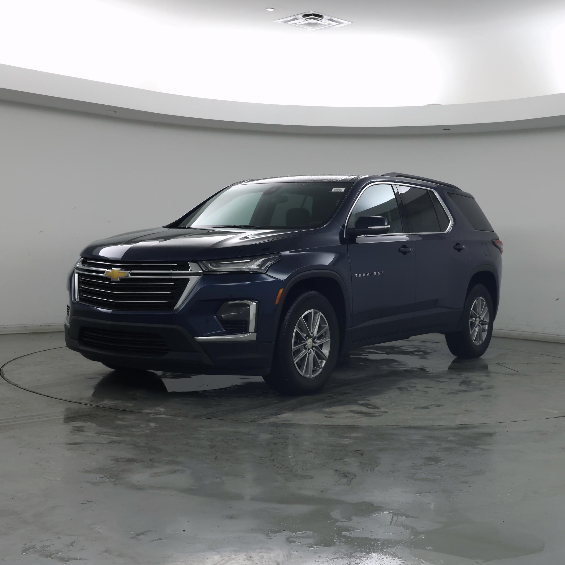 Thumbnail: 2023 Chevrolet Traverse - 4