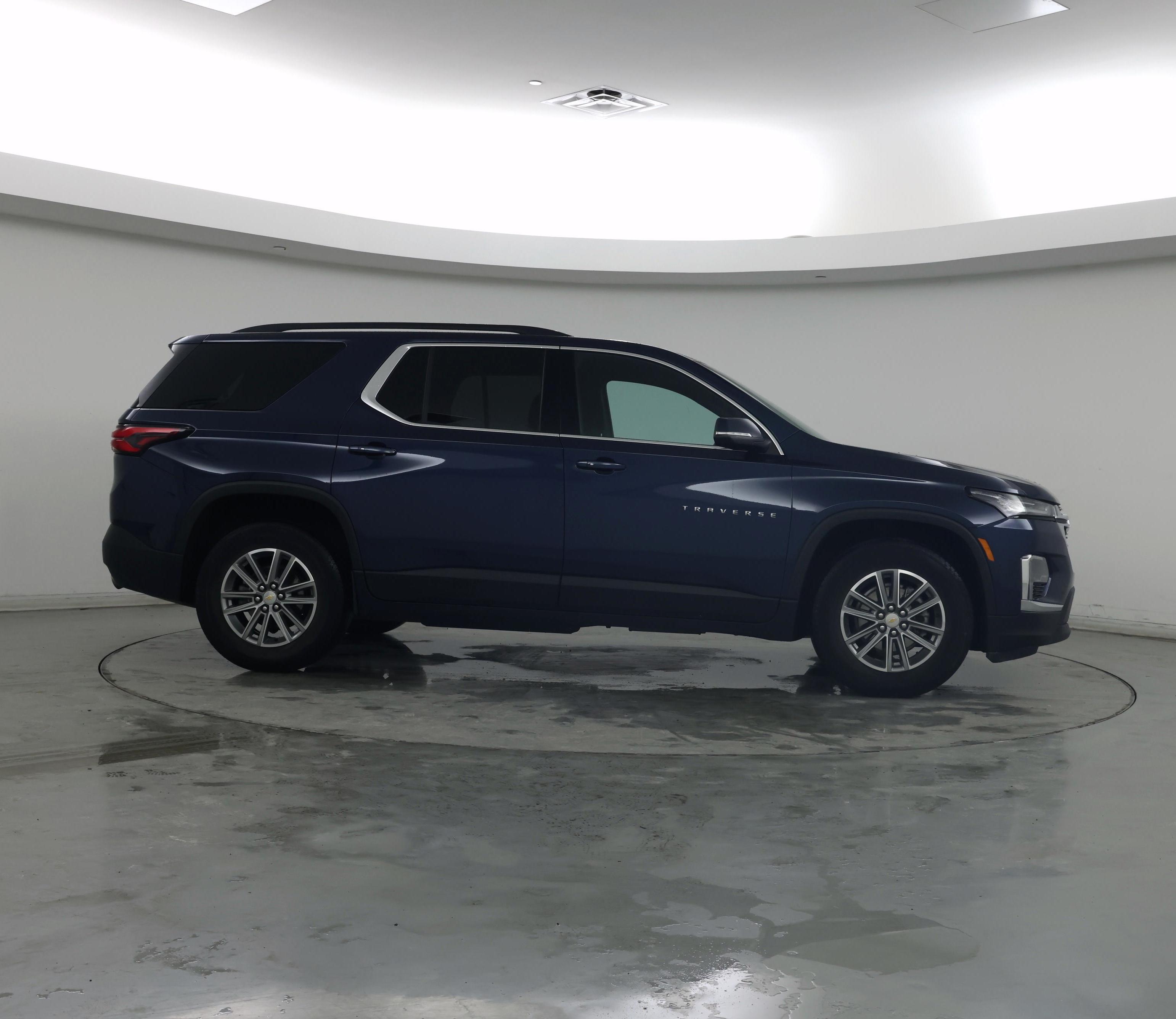 Thumbnail: 2023 Chevrolet Traverse - 7