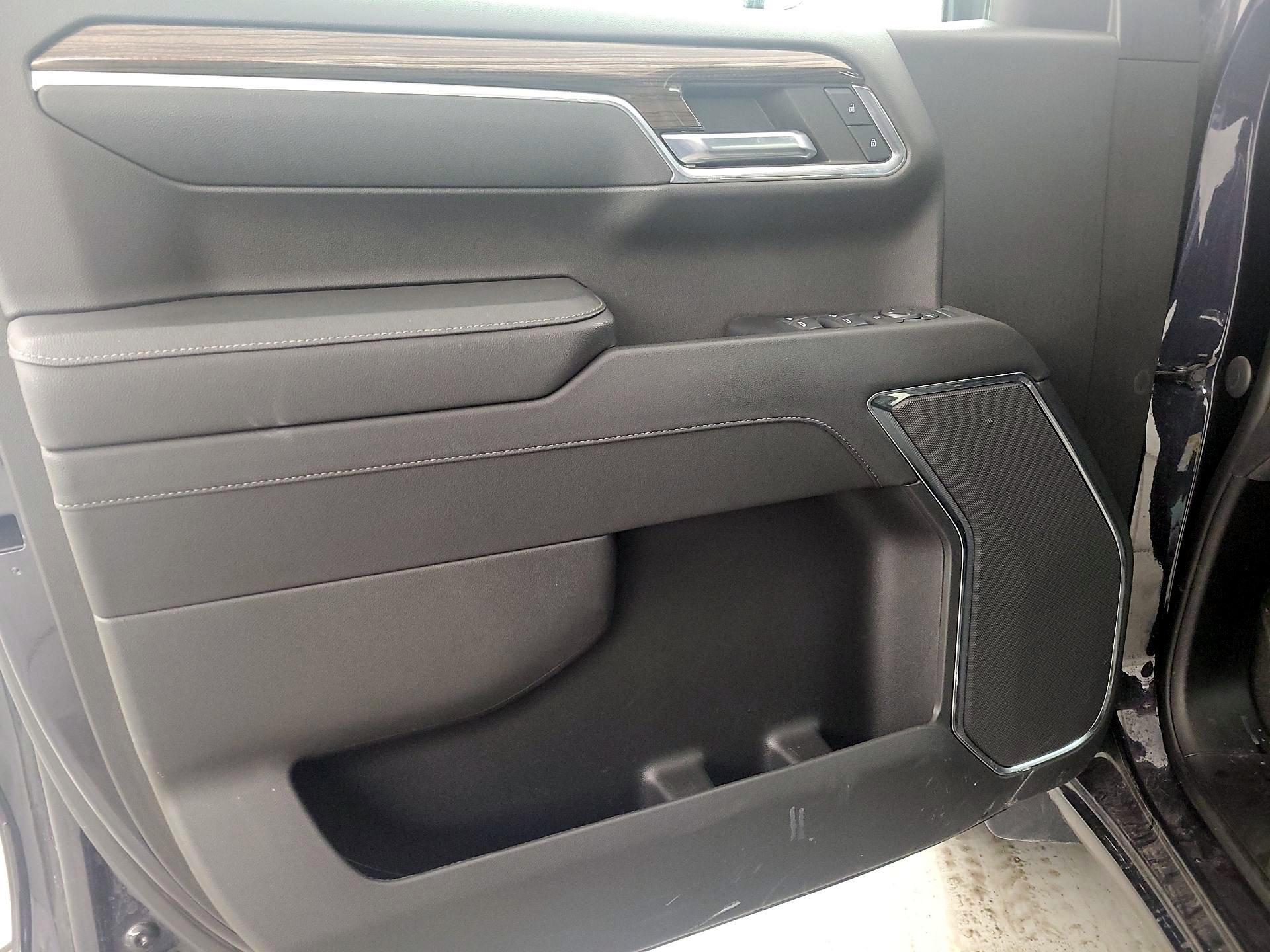 Thumbnail: 2023 Chevrolet Silverado 1500 - 12