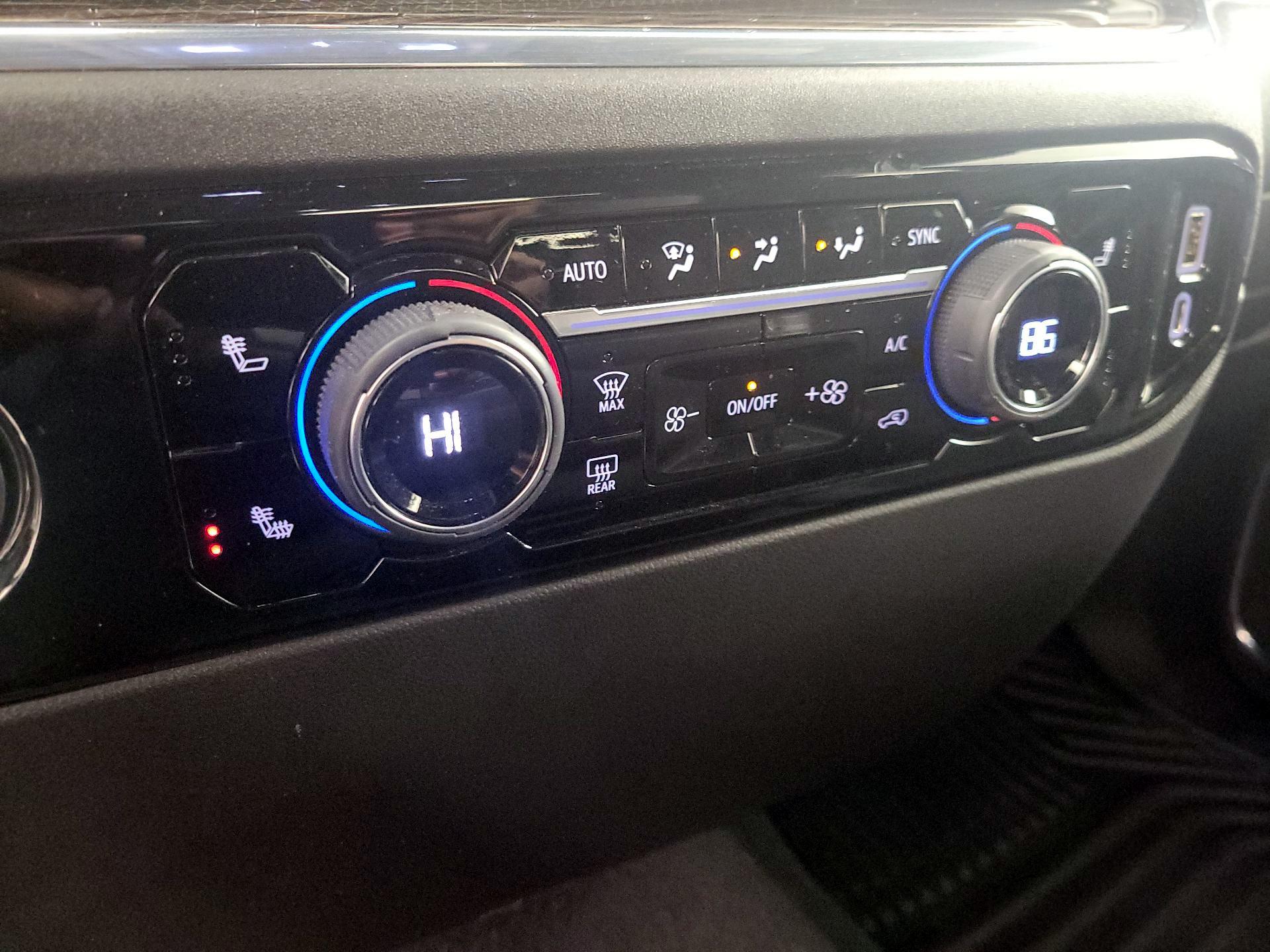 Thumbnail: 2023 Chevrolet Silverado 1500 - 16