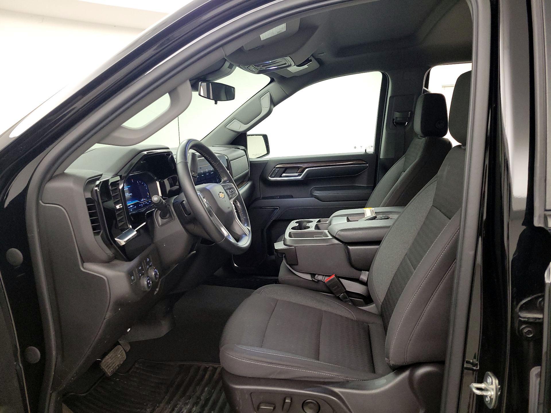 Thumbnail: 2023 Chevrolet Silverado 1500 - 11