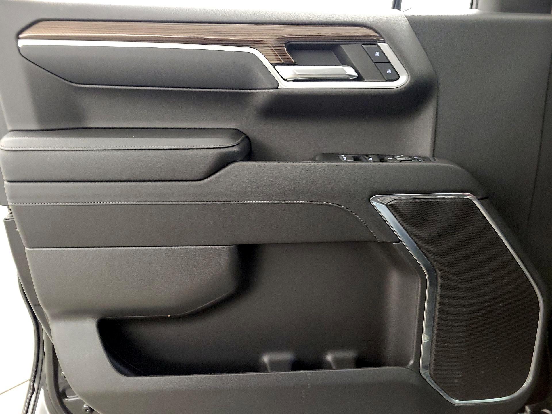 Thumbnail: 2023 Chevrolet Silverado 1500 - 12