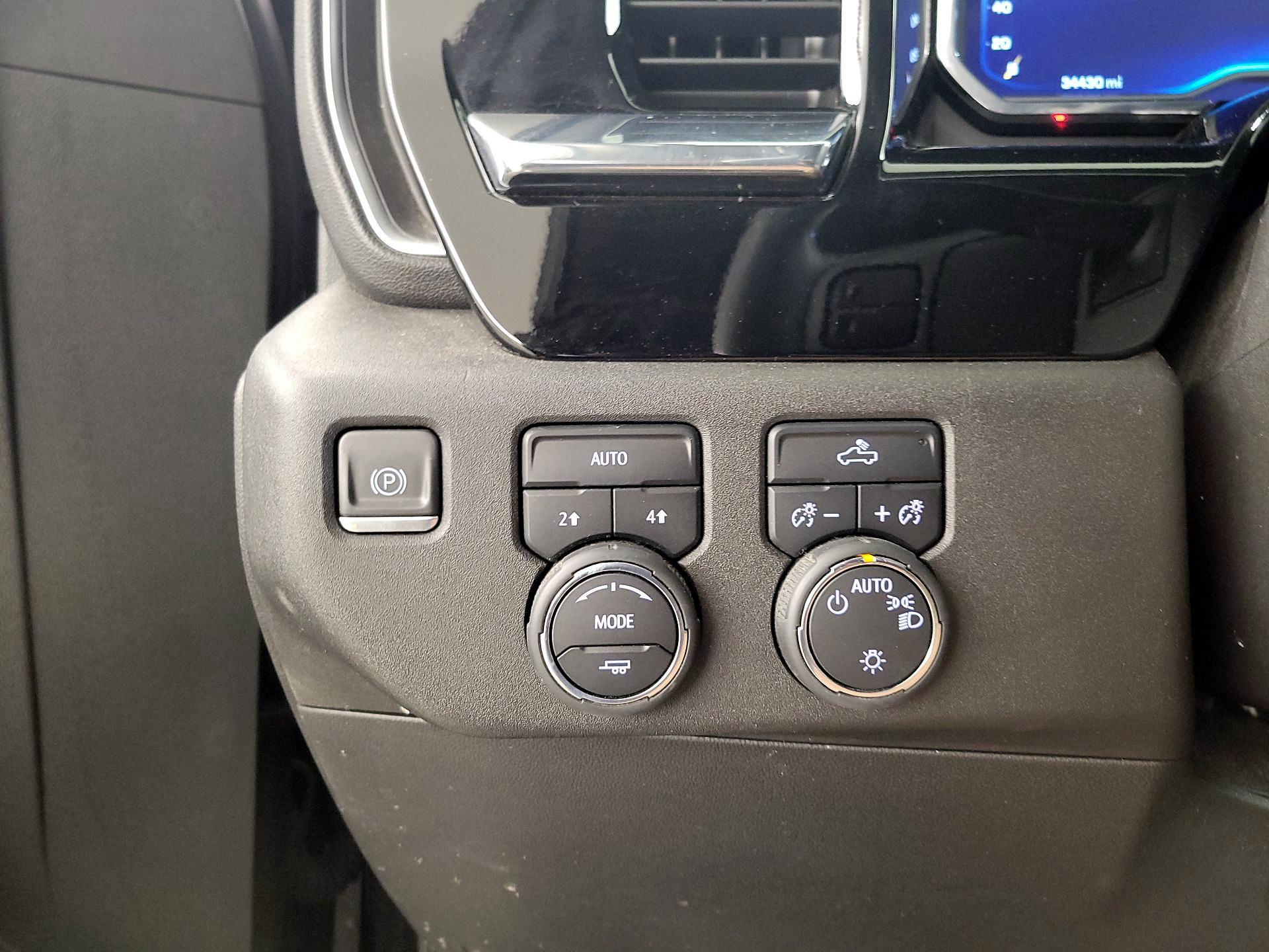 Thumbnail: 2023 Chevrolet Silverado 1500 - 13