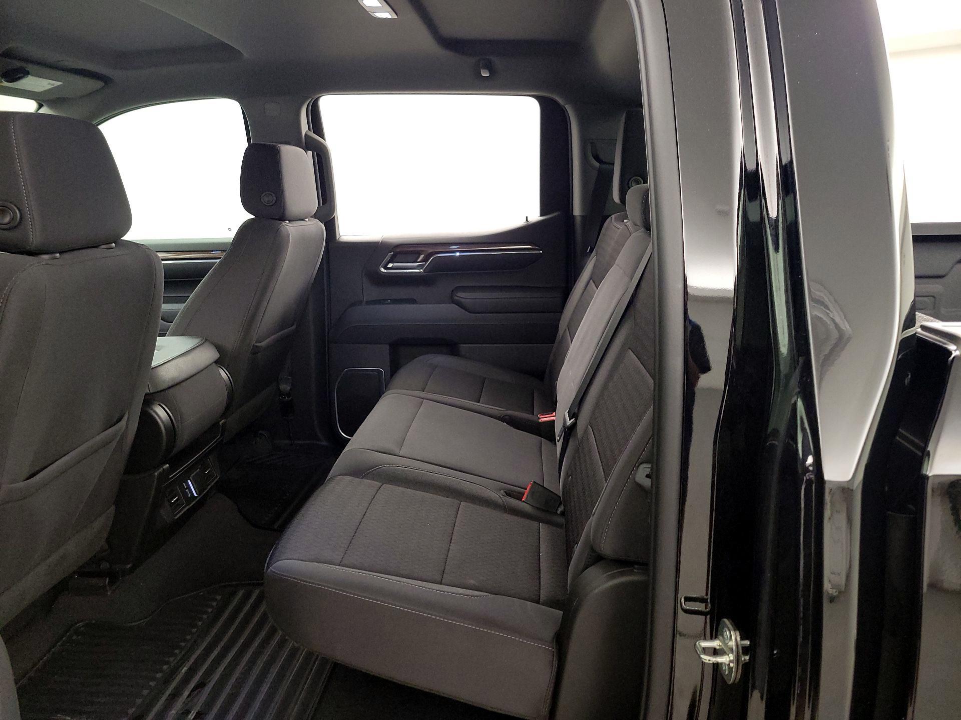 Thumbnail: 2023 Chevrolet Silverado 1500 - 18