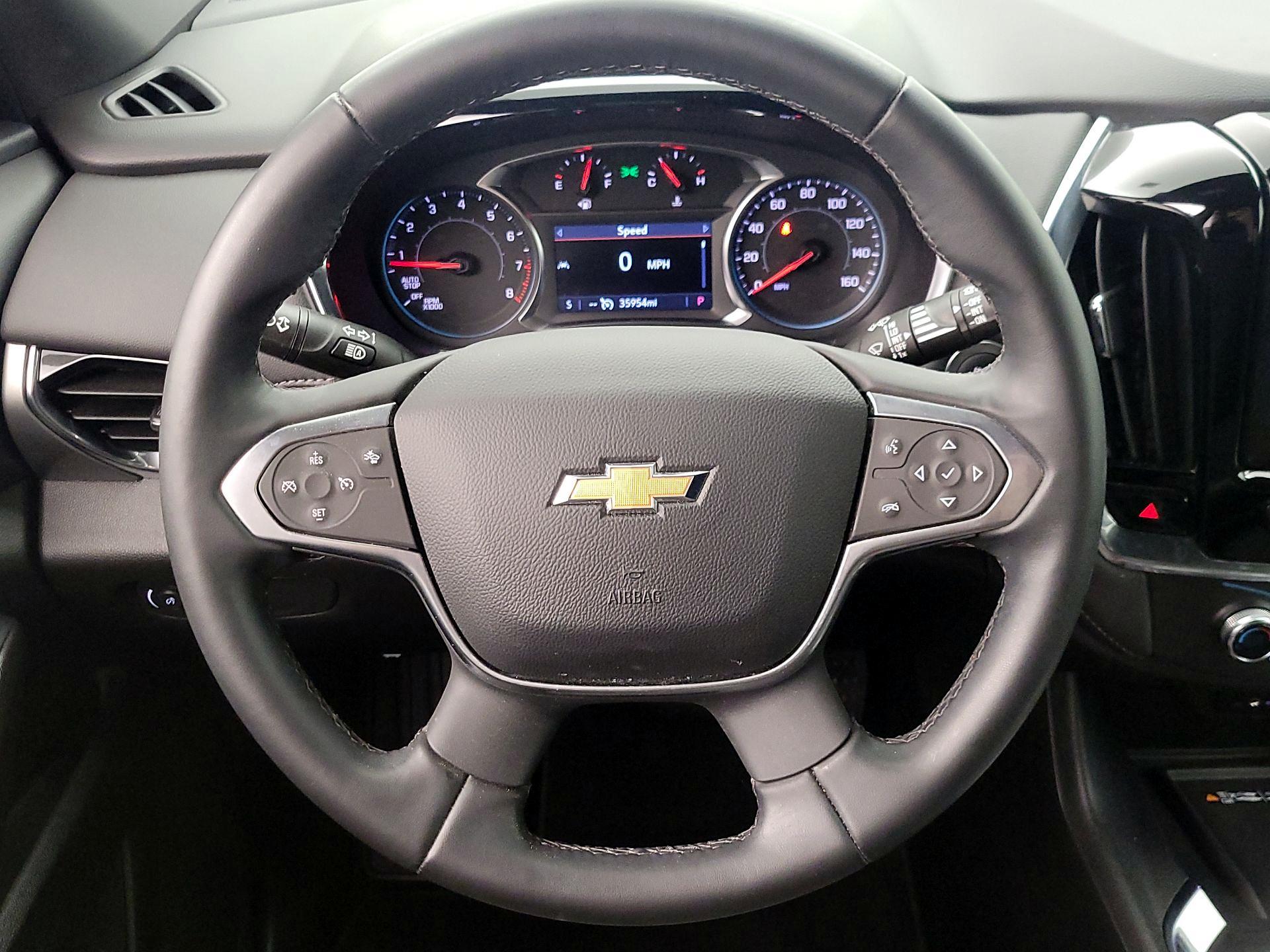 Thumbnail: 2023 Chevrolet Traverse - 10