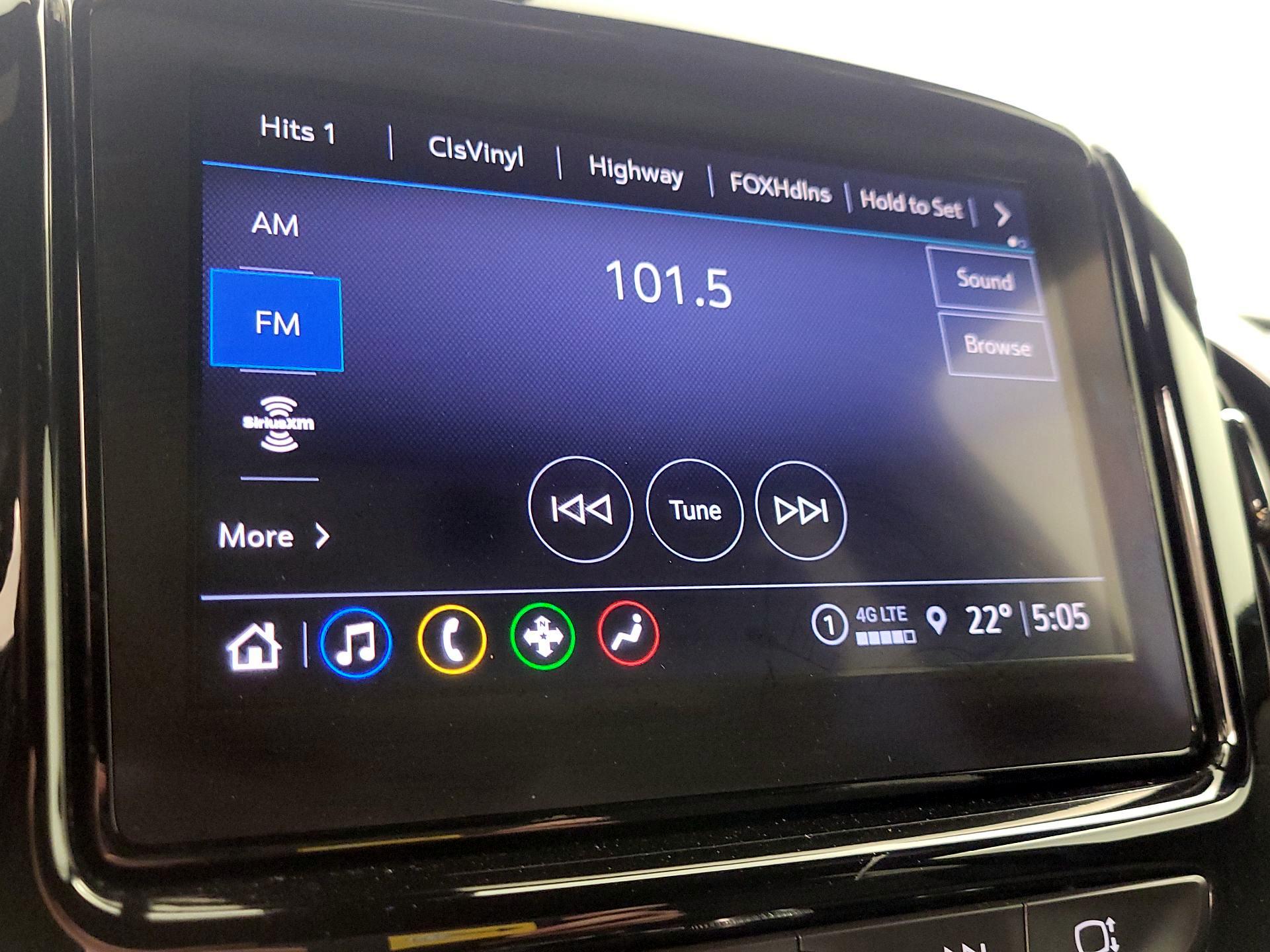 Thumbnail: 2023 Chevrolet Traverse - 15