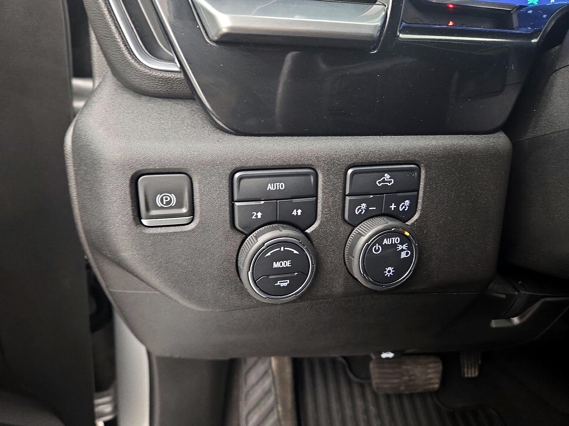 Thumbnail: 2022 Chevrolet Silverado 1500 - 13