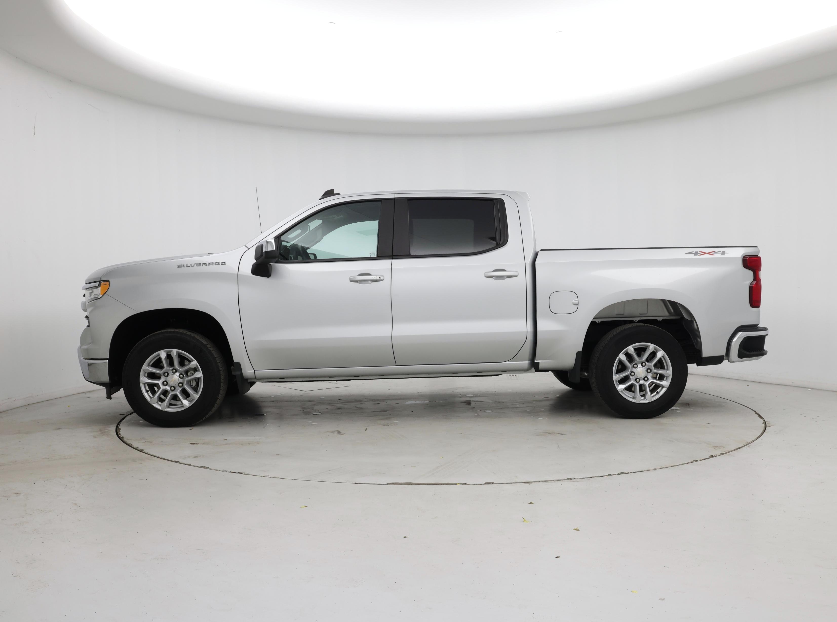 Thumbnail: 2022 Chevrolet Silverado 1500 - 3