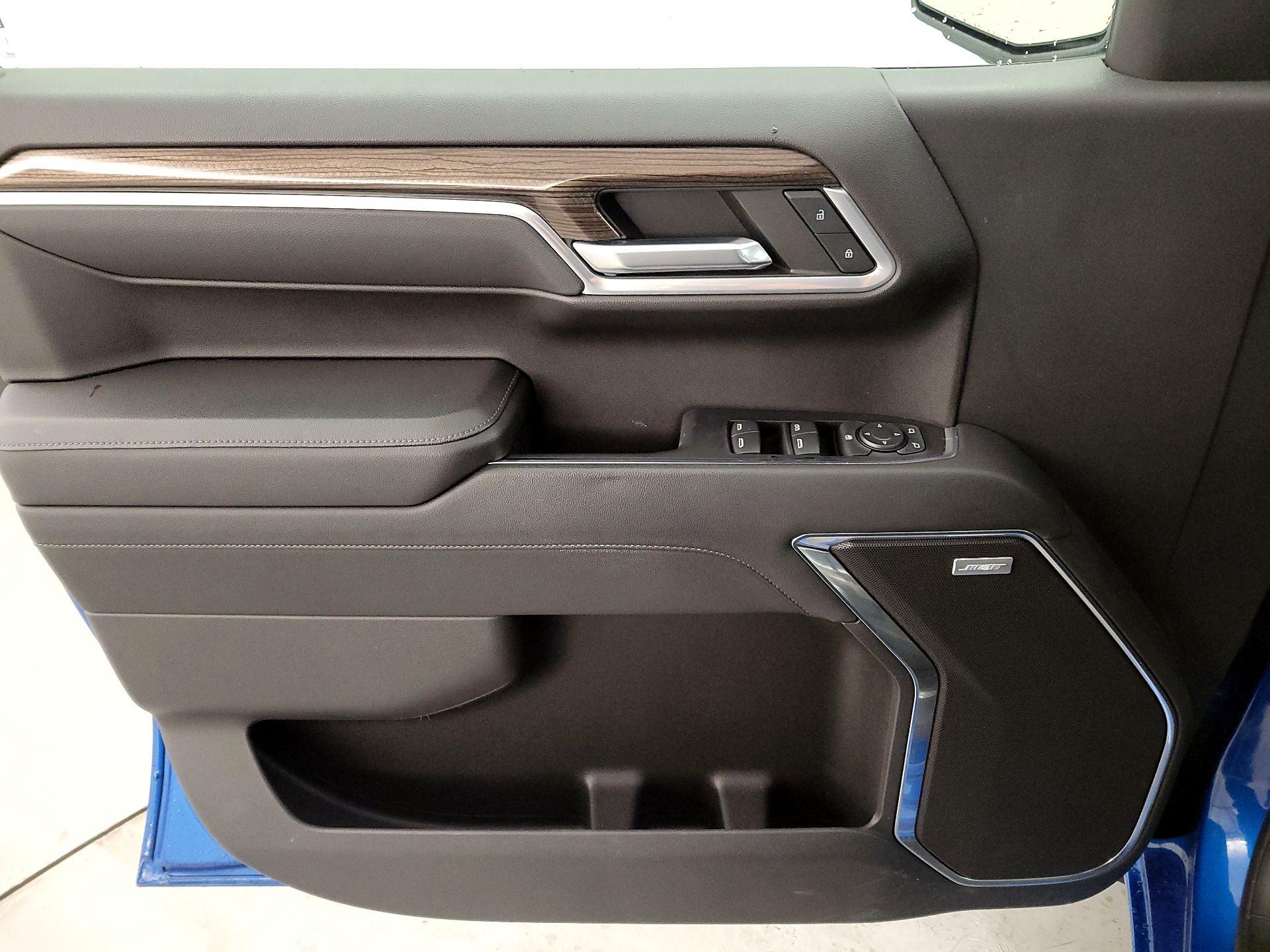 Thumbnail: 2022 Chevrolet Silverado 1500 - 12