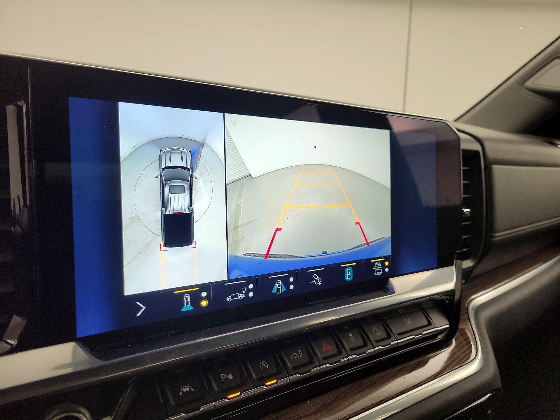 Thumbnail: 2022 Chevrolet Silverado 1500 - 14