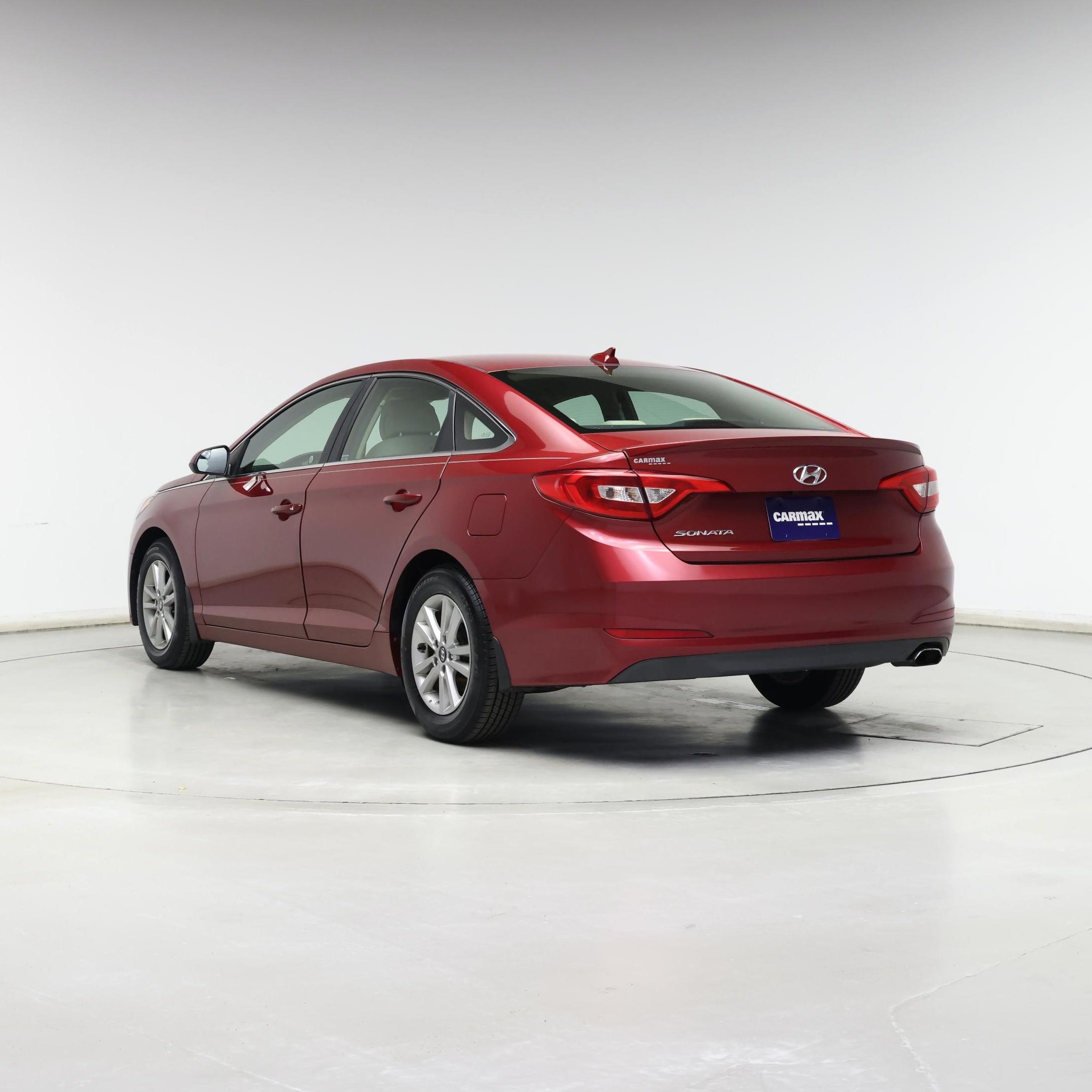 Thumbnail: 2015 Hyundai Sonata - 2