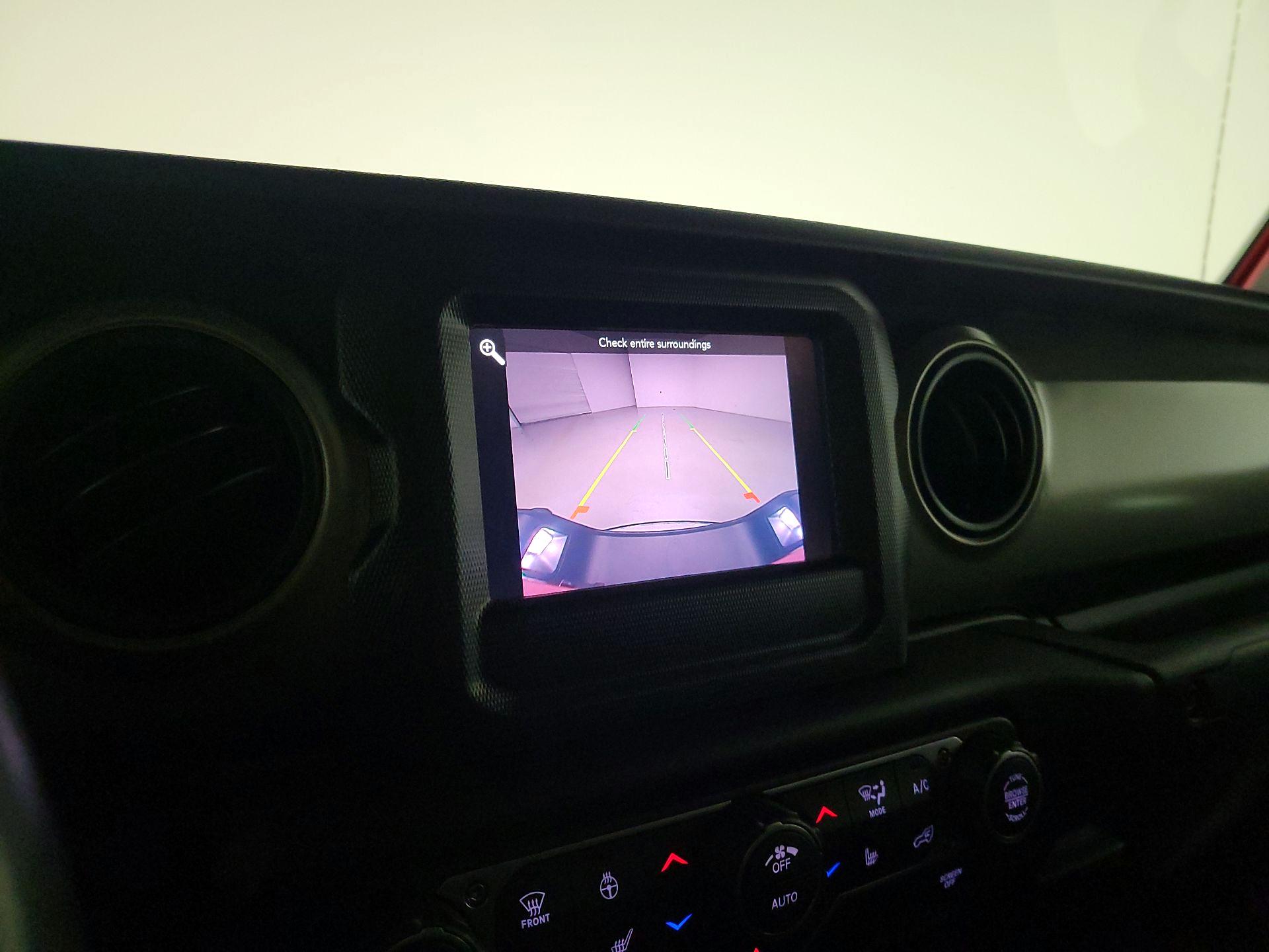 Thumbnail: 2020 Jeep Gladiator - 14