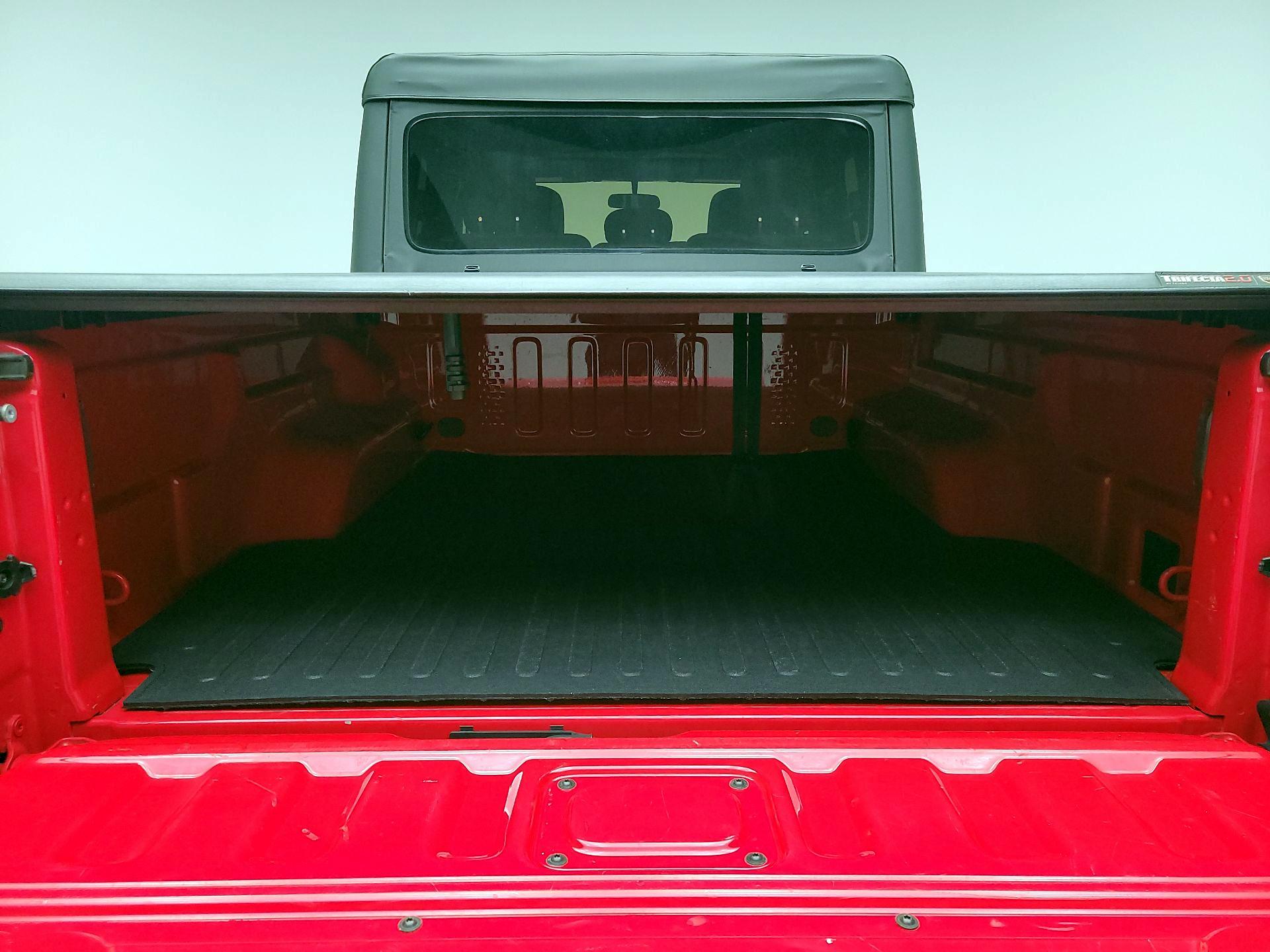 Thumbnail: 2020 Jeep Gladiator - 20