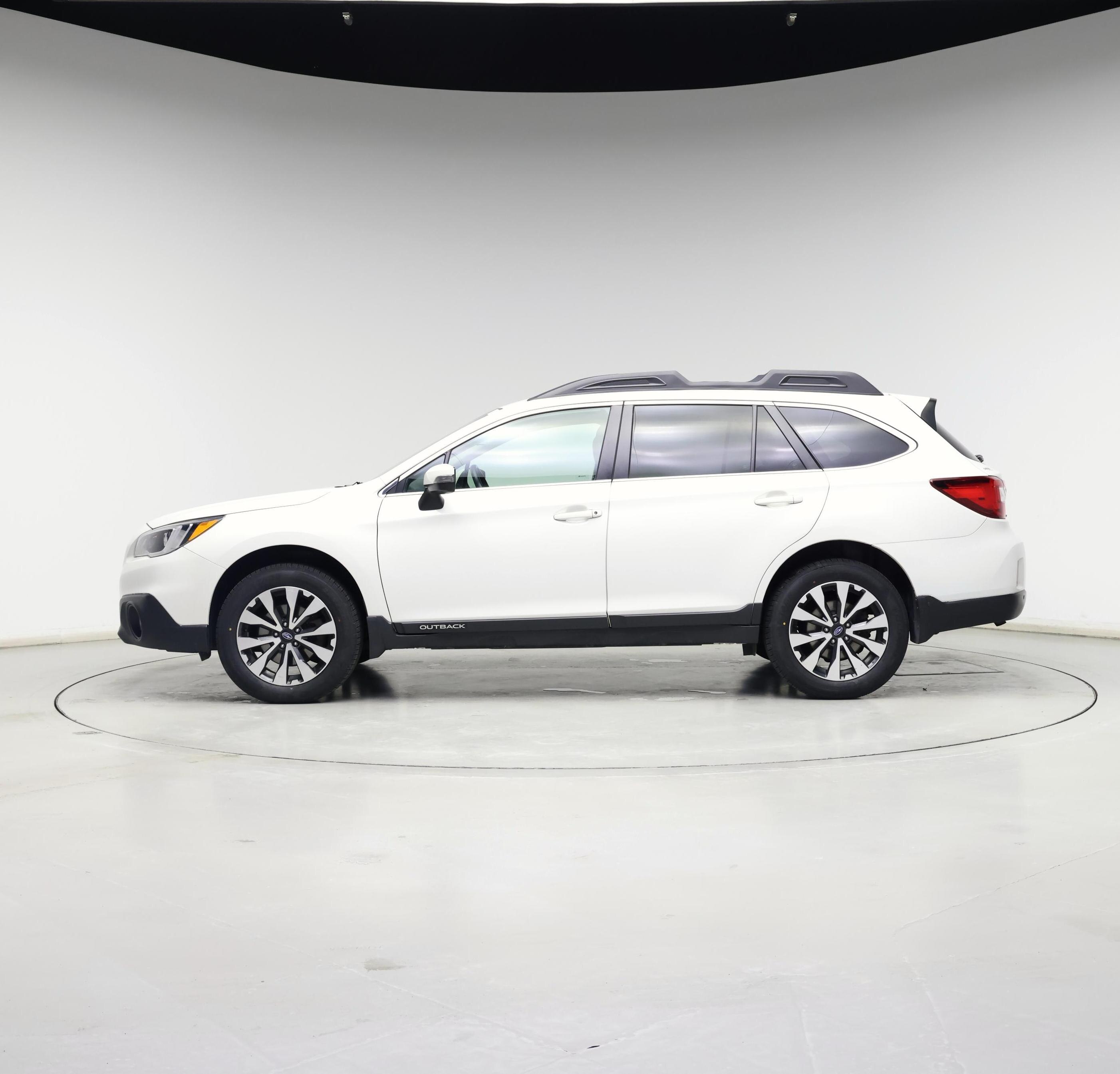 Thumbnail: 2017 Subaru Outback - 3