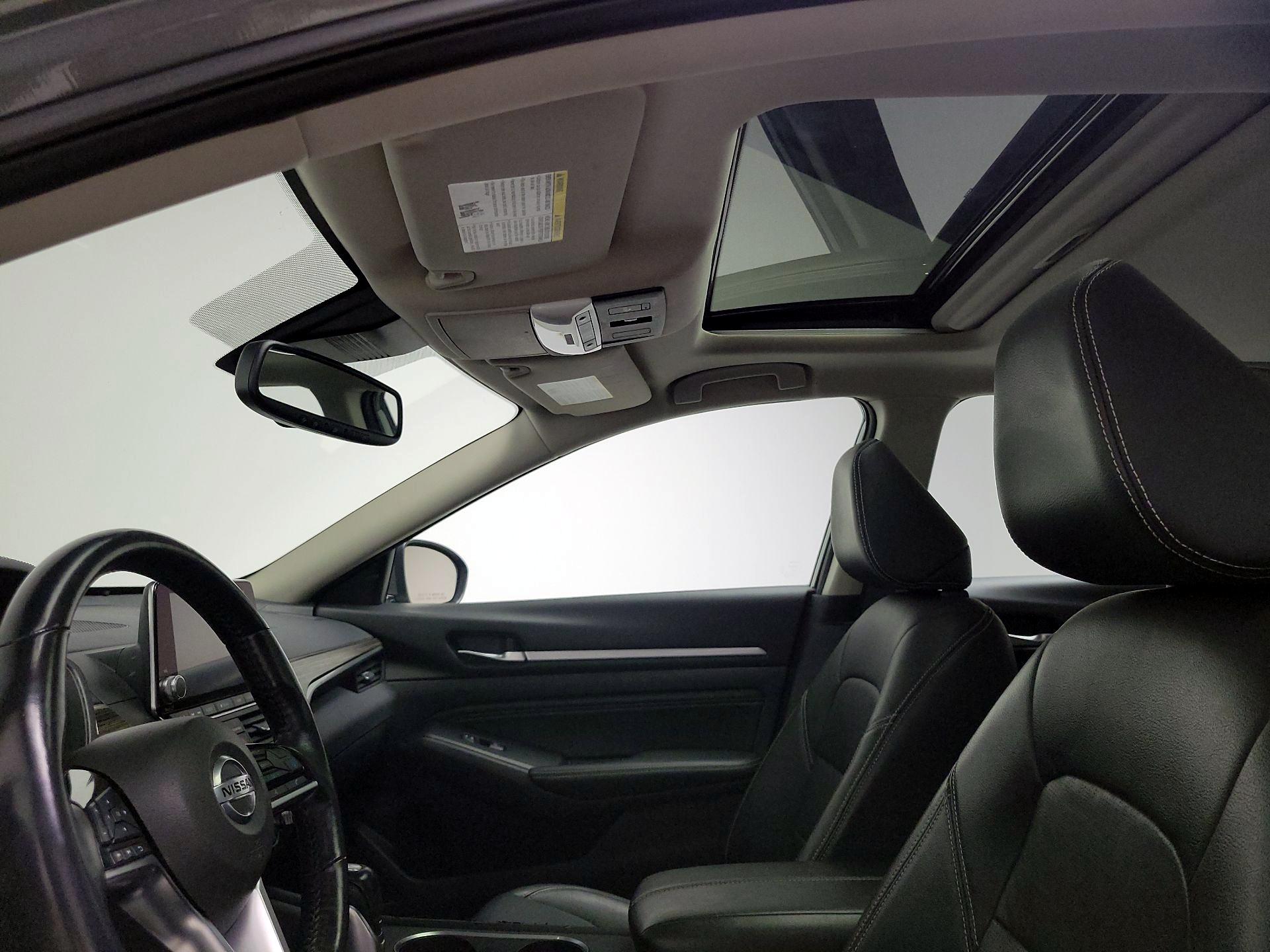 Thumbnail: 2019 Nissan Altima - 20