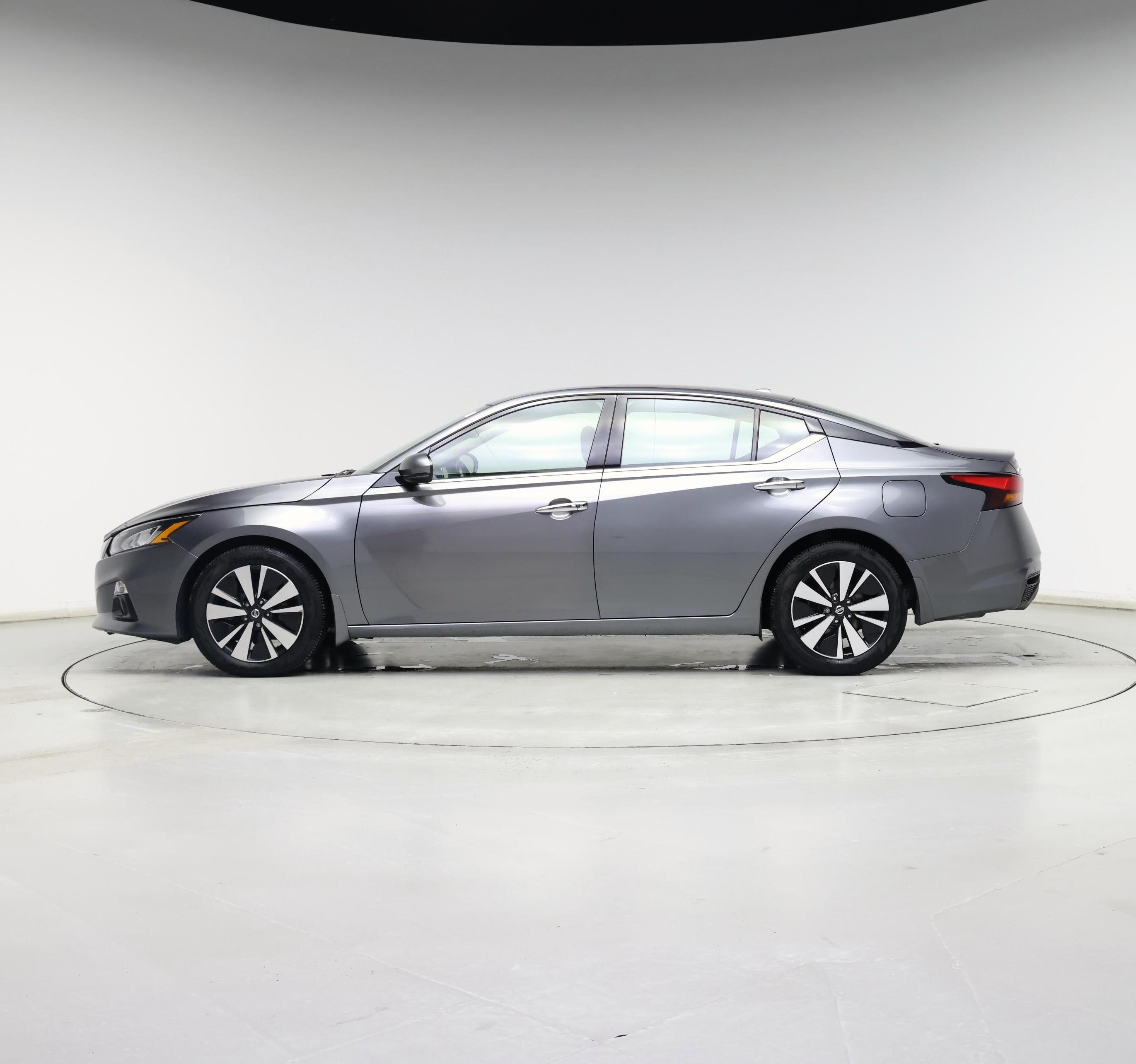 Thumbnail: 2019 Nissan Altima - 3